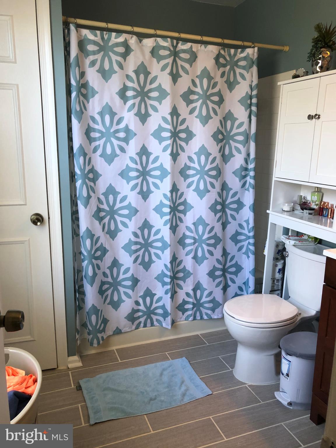 LONDON TOWN WEST - Residential