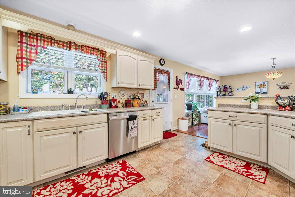 RAWLINGS HEIGHTS - Residential