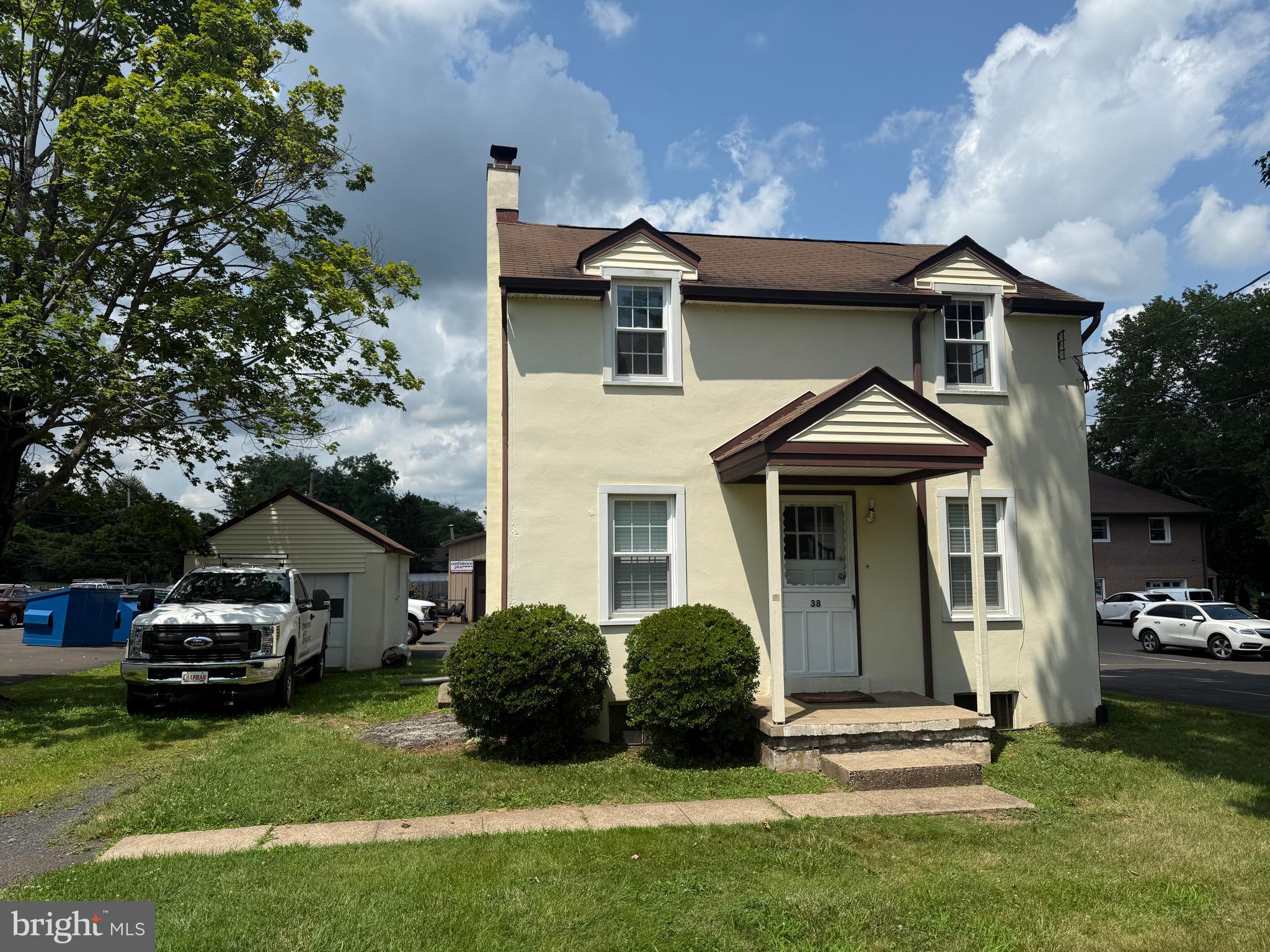 Affordable Single detached Colonial within walking distance to center of Historic Newtown Borough! 2 bedroom 1 full bath with basement and garage; hardwood floors; large living room; window unit AC's; oil forced air heat; new washer, dryer and refrigerator (older larger refrigerator to be removed) being delivered the week of July 21st; water and sewer are included as well as trash; rent is plus electric, oil and cable; security deposit and last month's rent at signing and first month's rent at move in; no parking in lot - just driveway and garage; house age built in 1940 is an estimate only as well as 1000sf as neither figure is listed in public records; all applications are through the RentSpree link