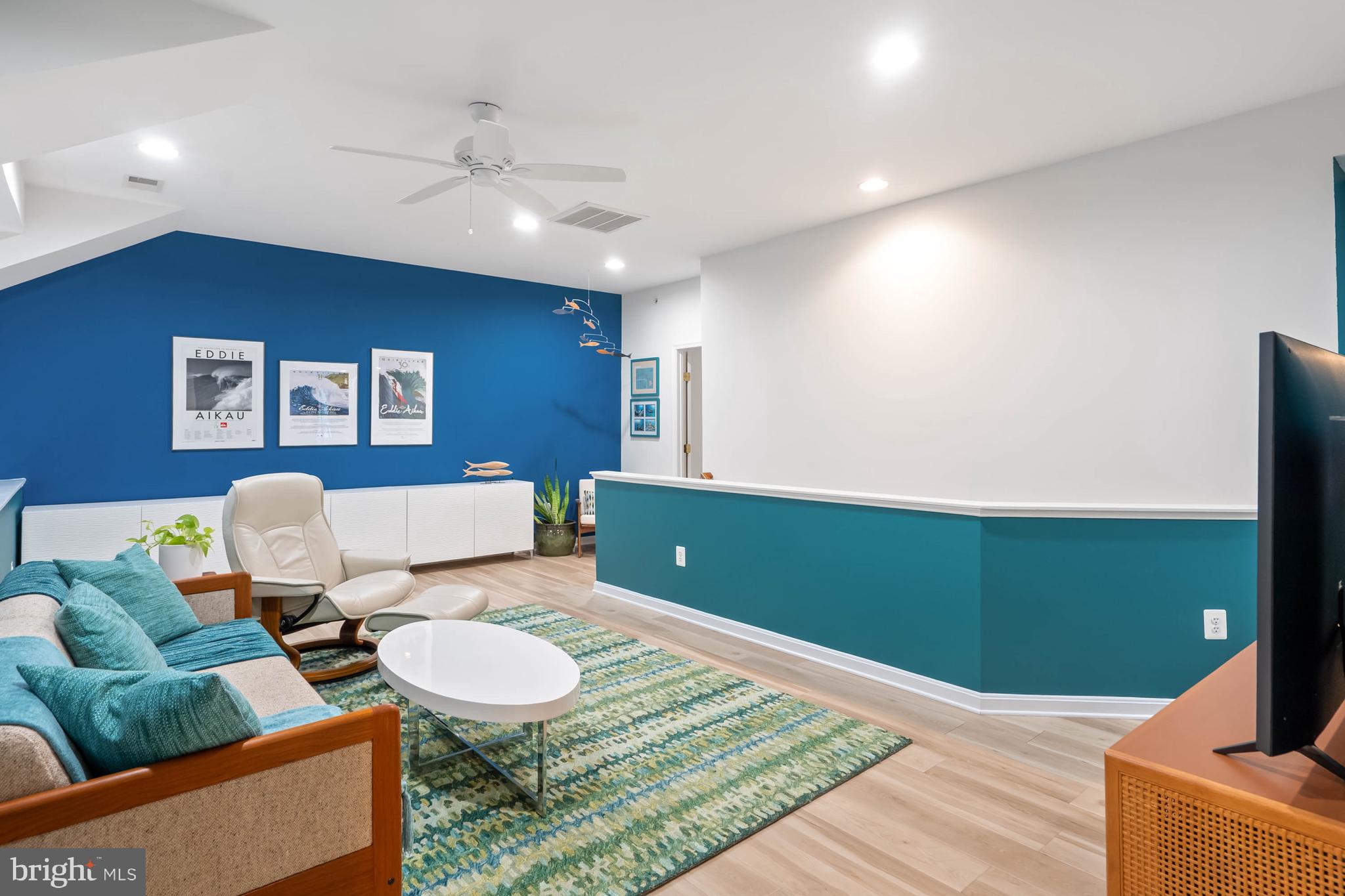 PENINSULA - Residential