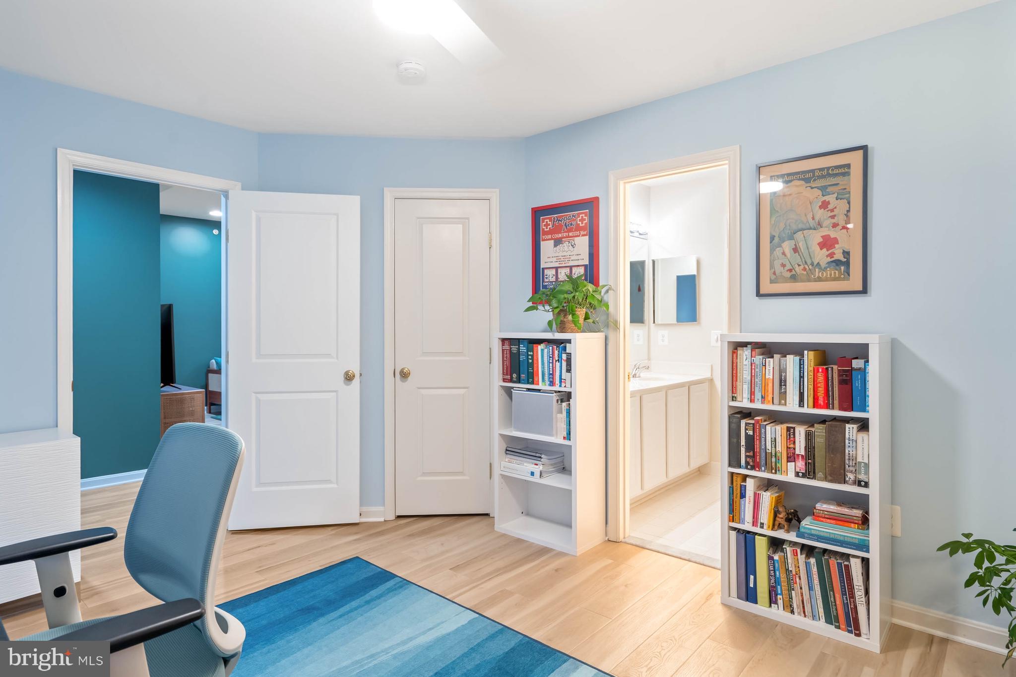 PENINSULA - Residential