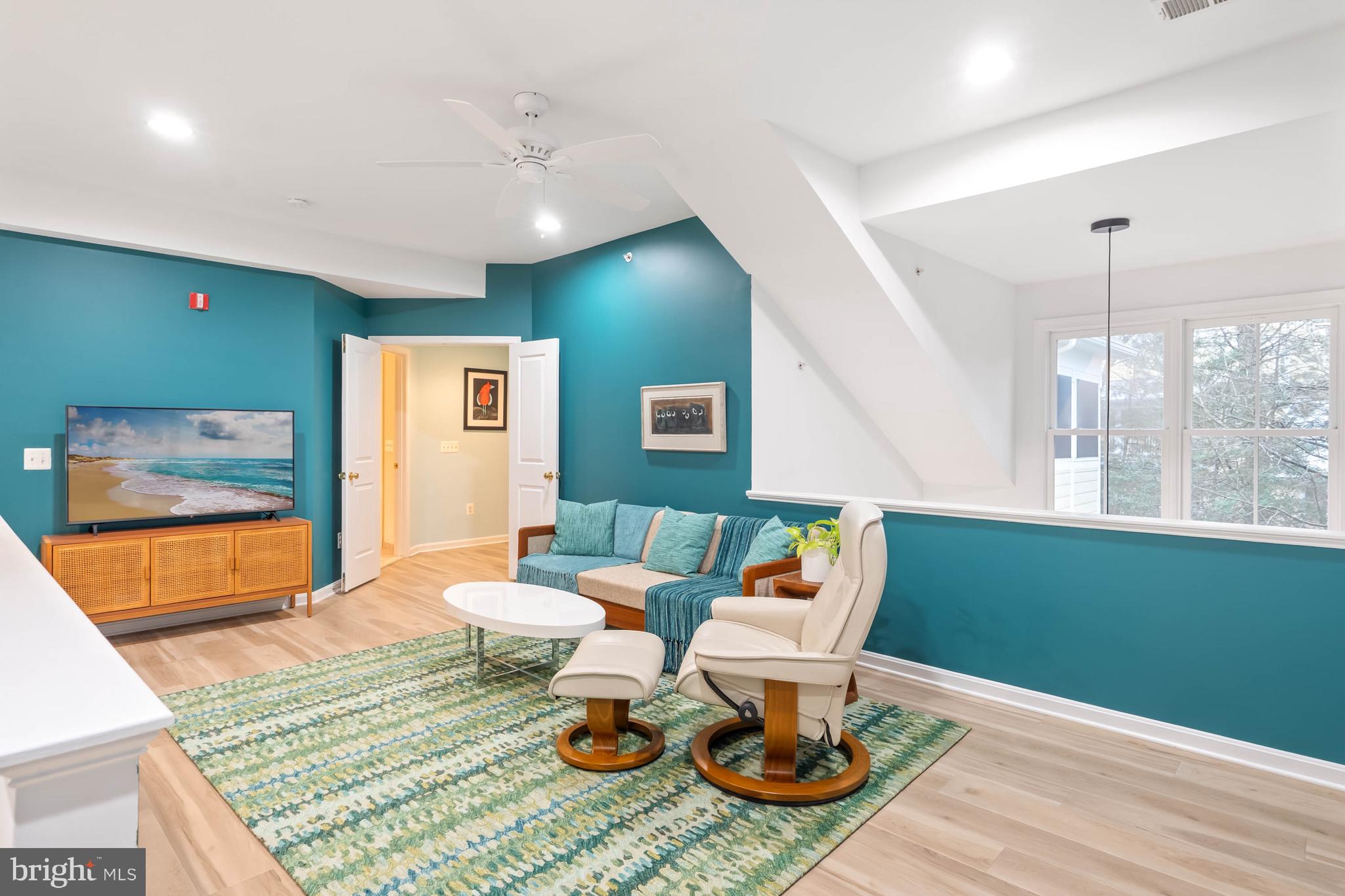 PENINSULA - Residential