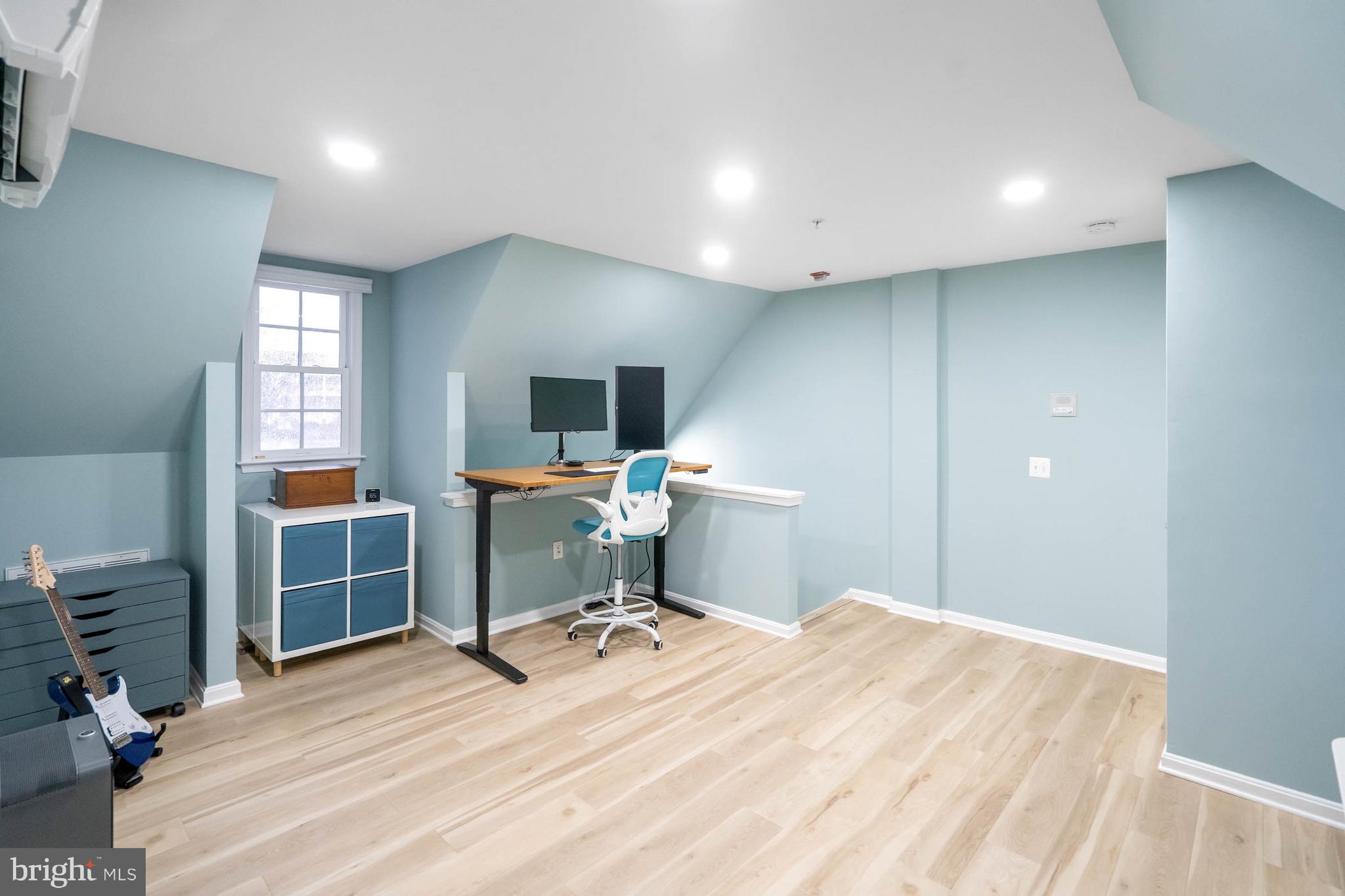 PENINSULA - Residential