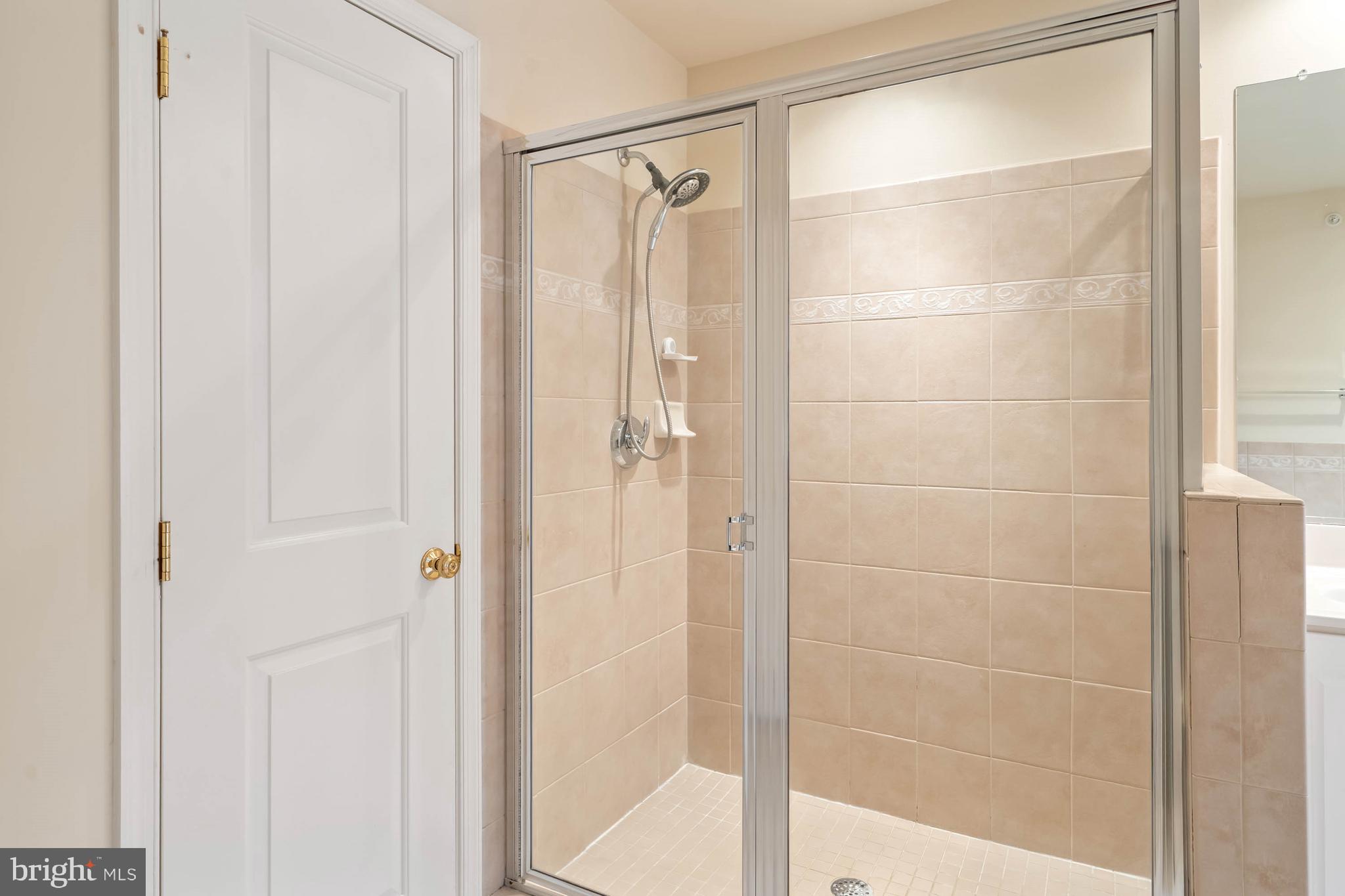 PENINSULA - Residential