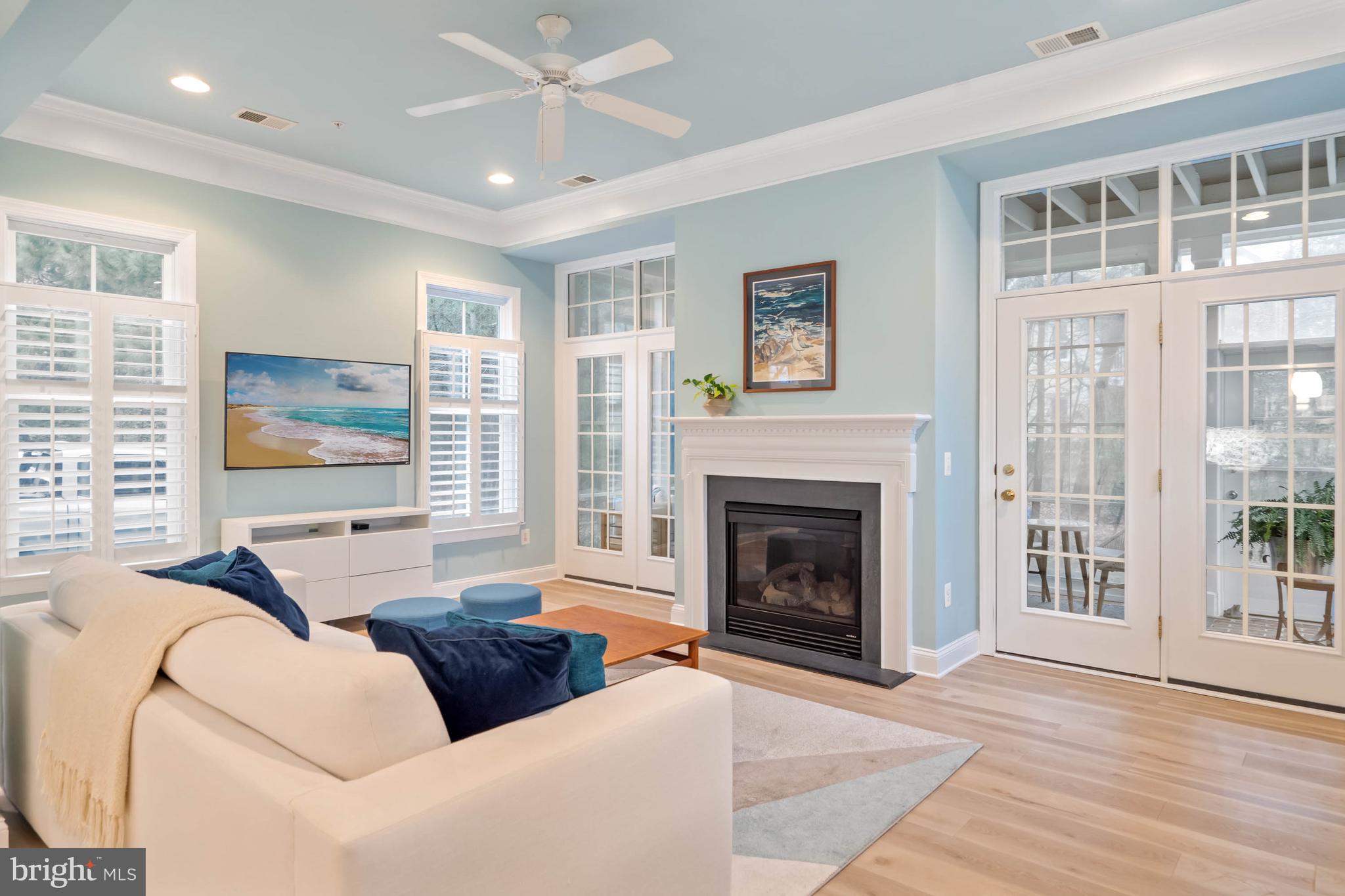 PENINSULA - Residential