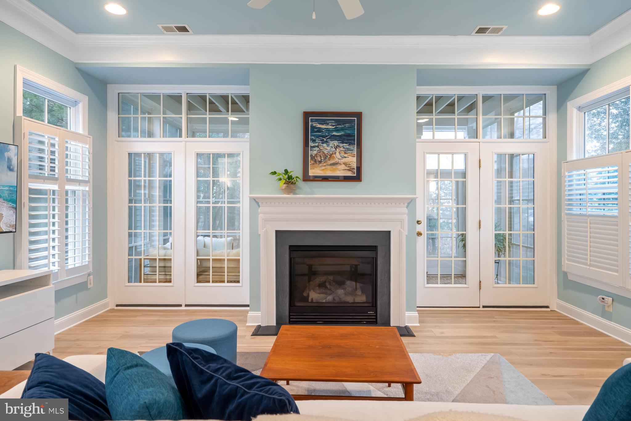 PENINSULA - Residential