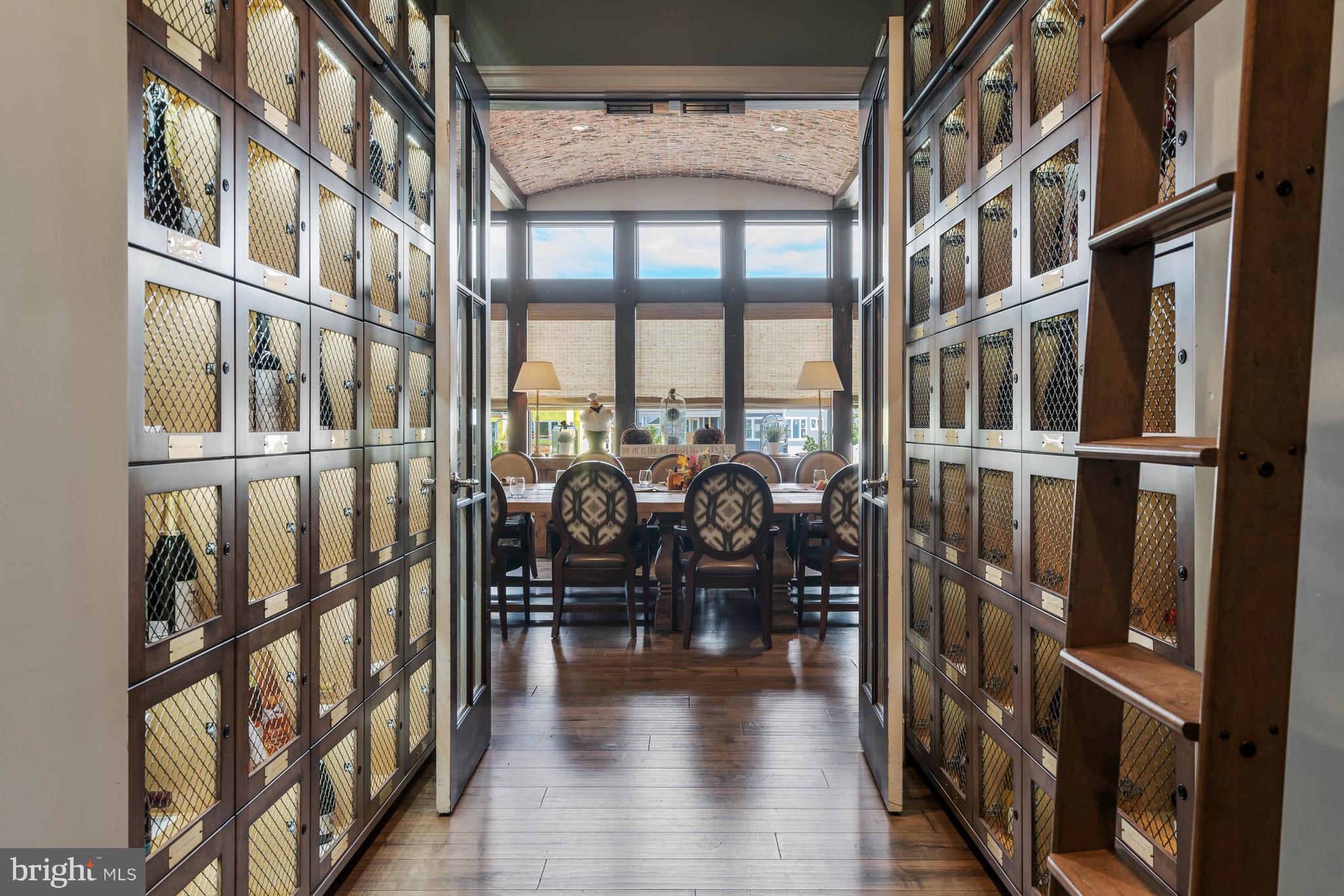 PENINSULA - Residential