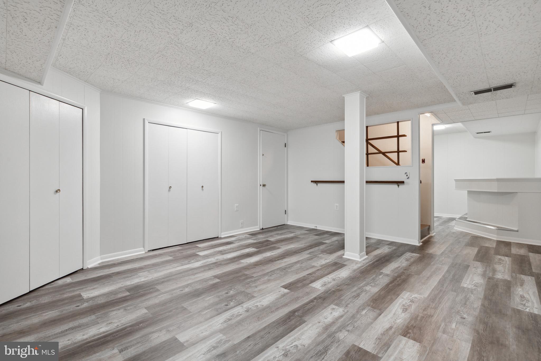 WEST SPRINGFIELD - Residential