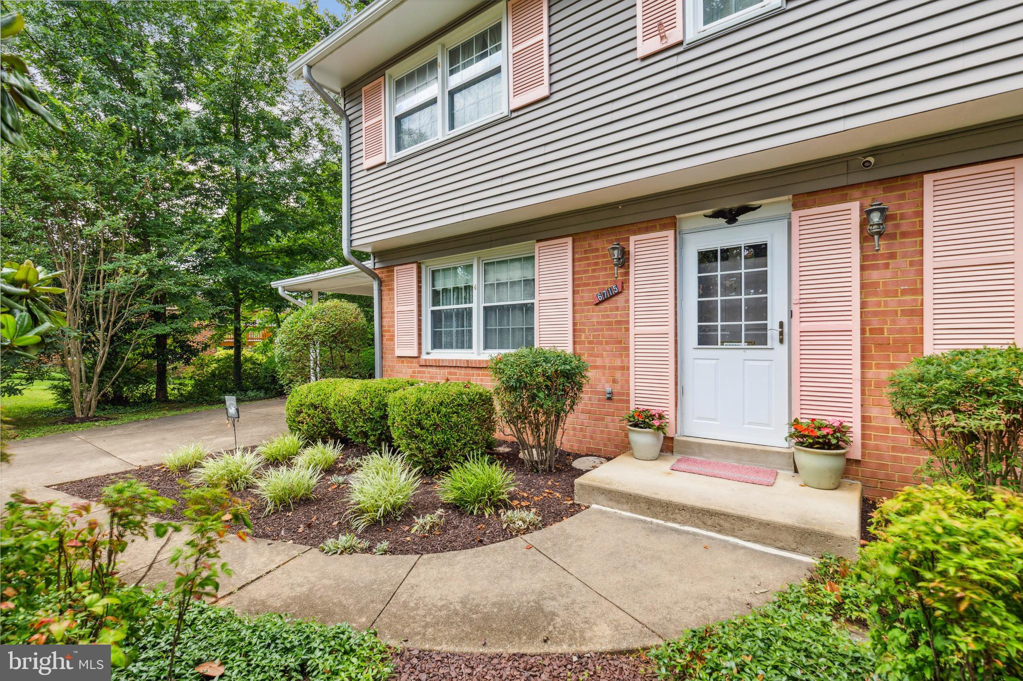 WEST SPRINGFIELD - Residential