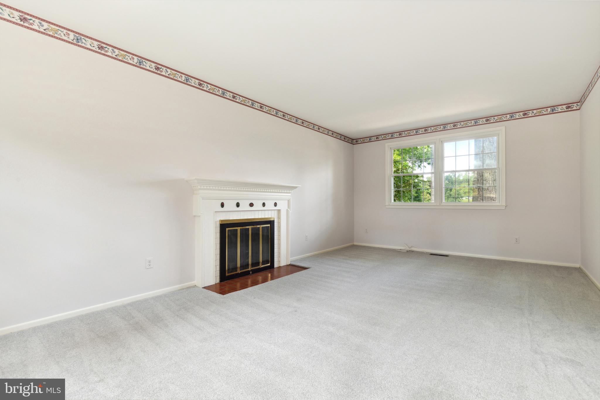 WEST SPRINGFIELD - Residential