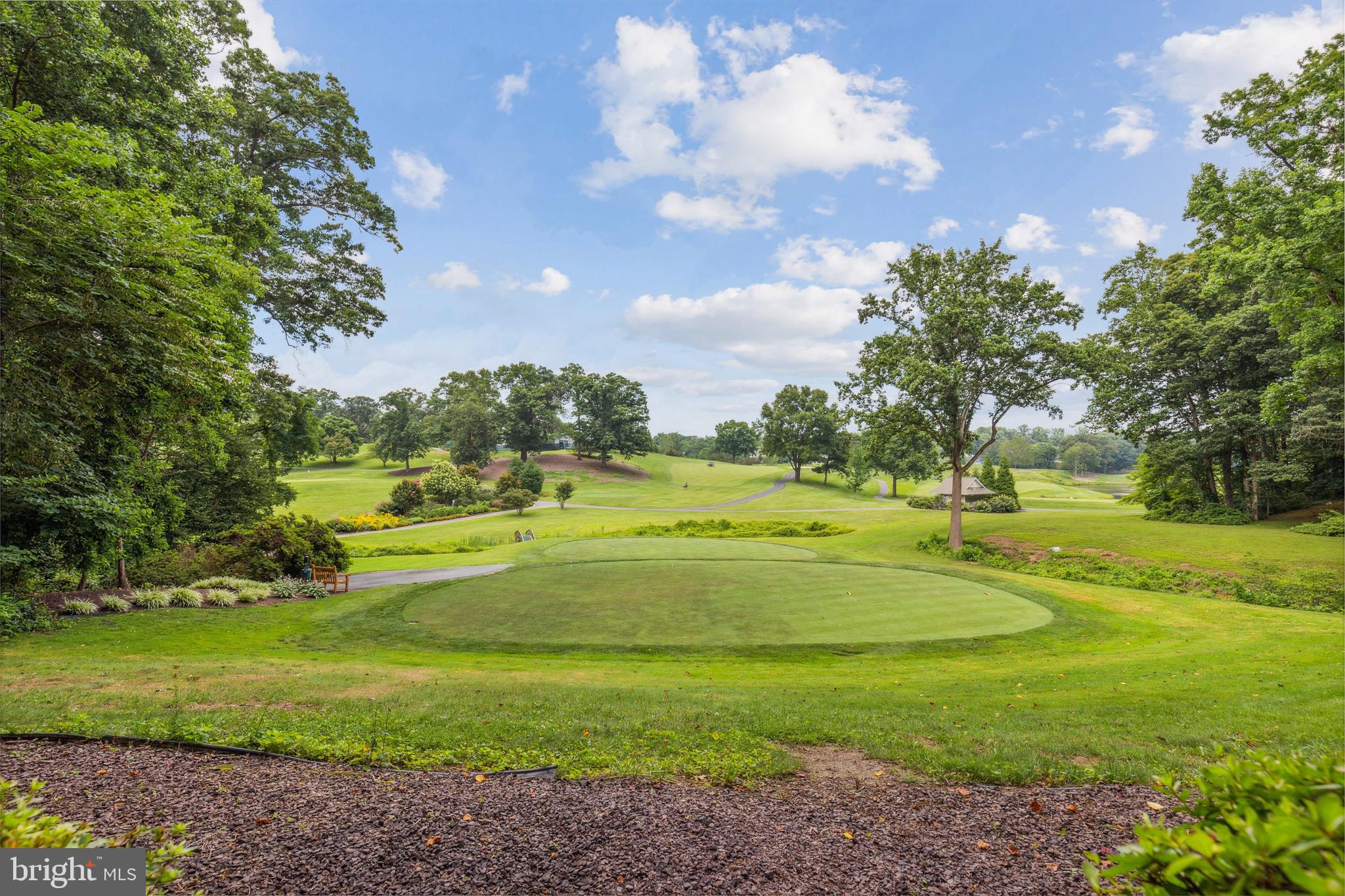 WEST SPRINGFIELD - Residential