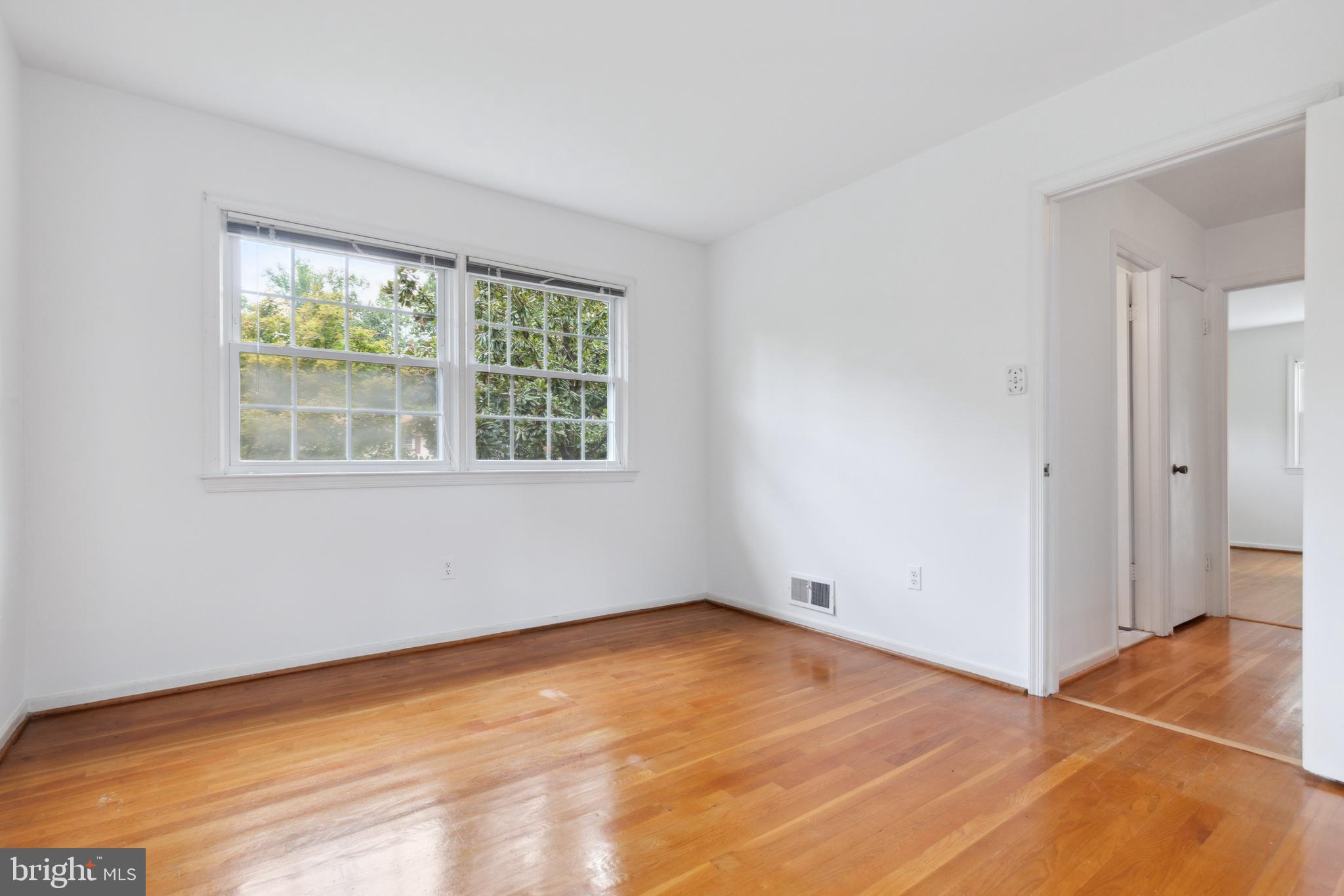 WEST SPRINGFIELD - Residential