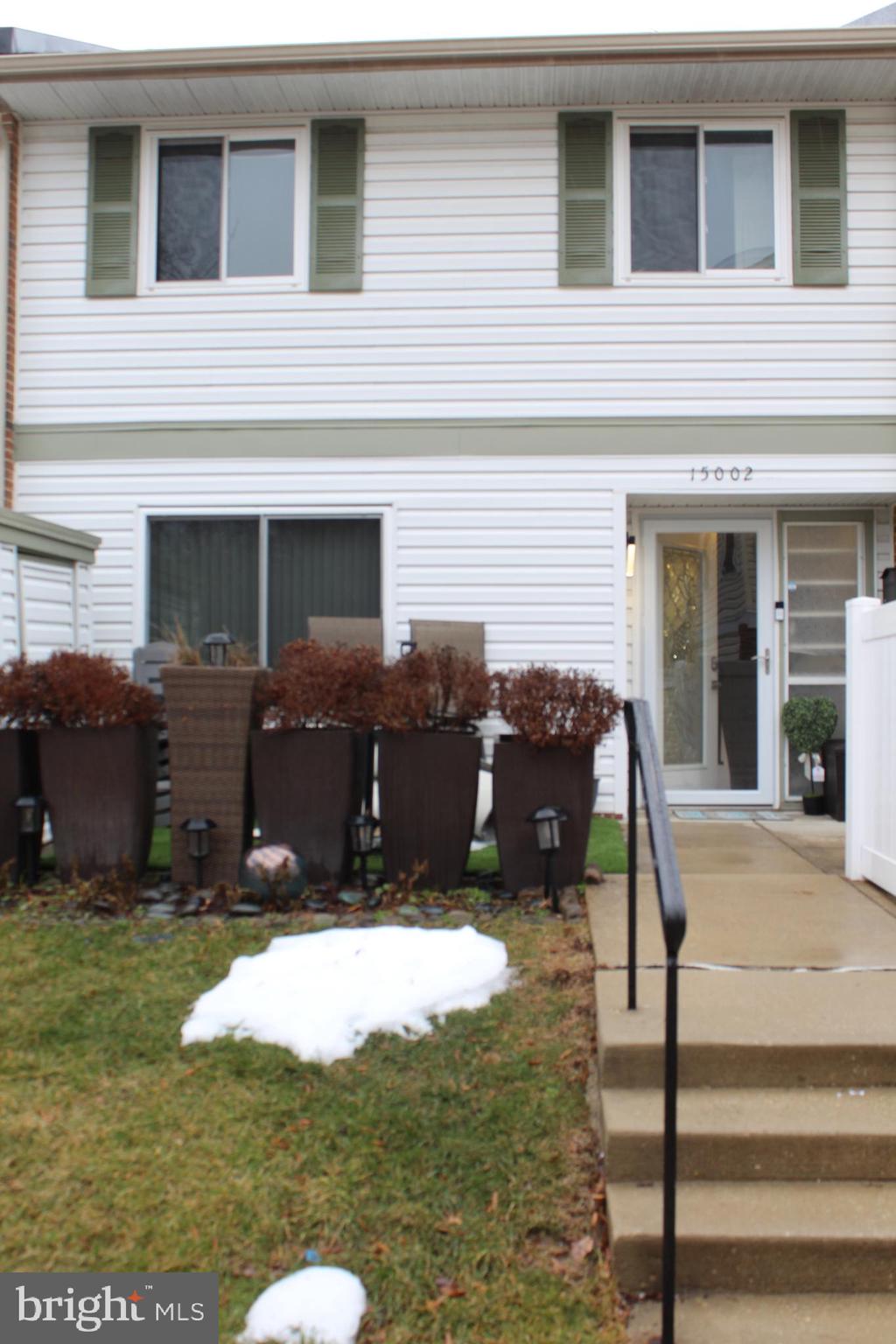 LEISURE WORLD - Residential