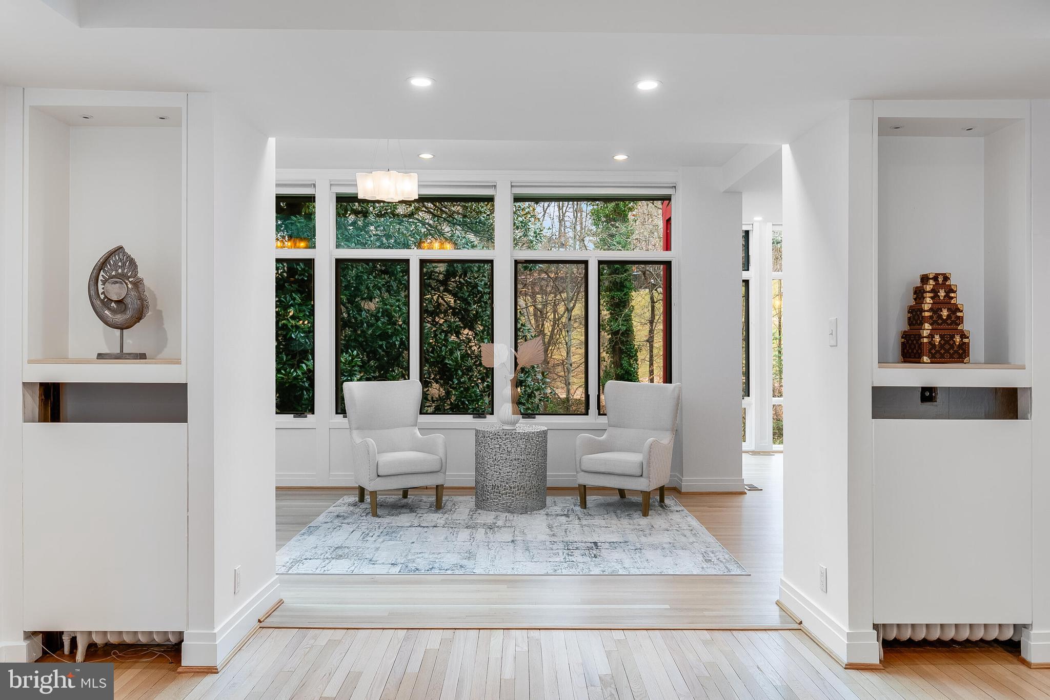 CLEVELAND PARK - Residential Lease