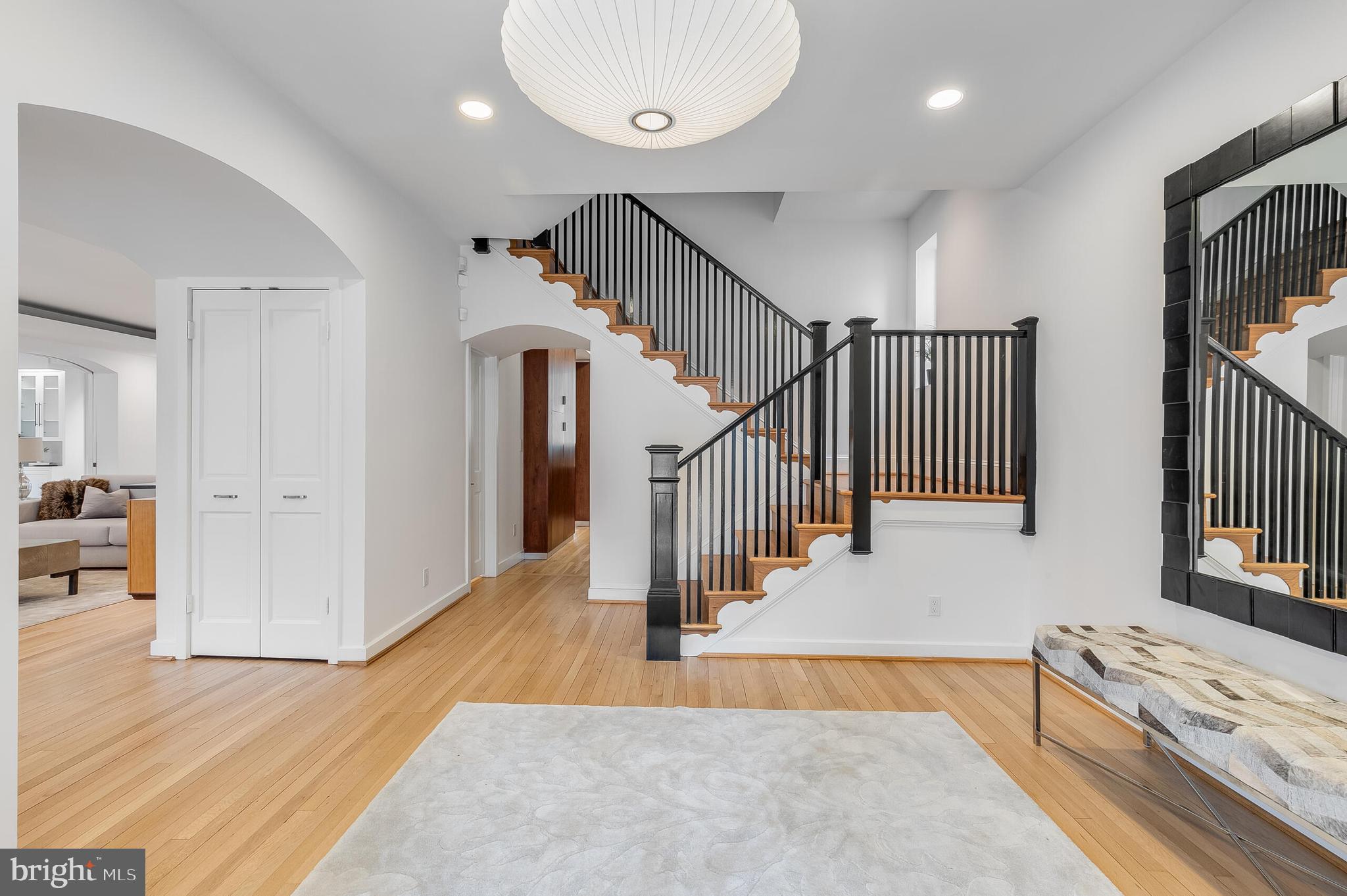 CLEVELAND PARK - Residential Lease