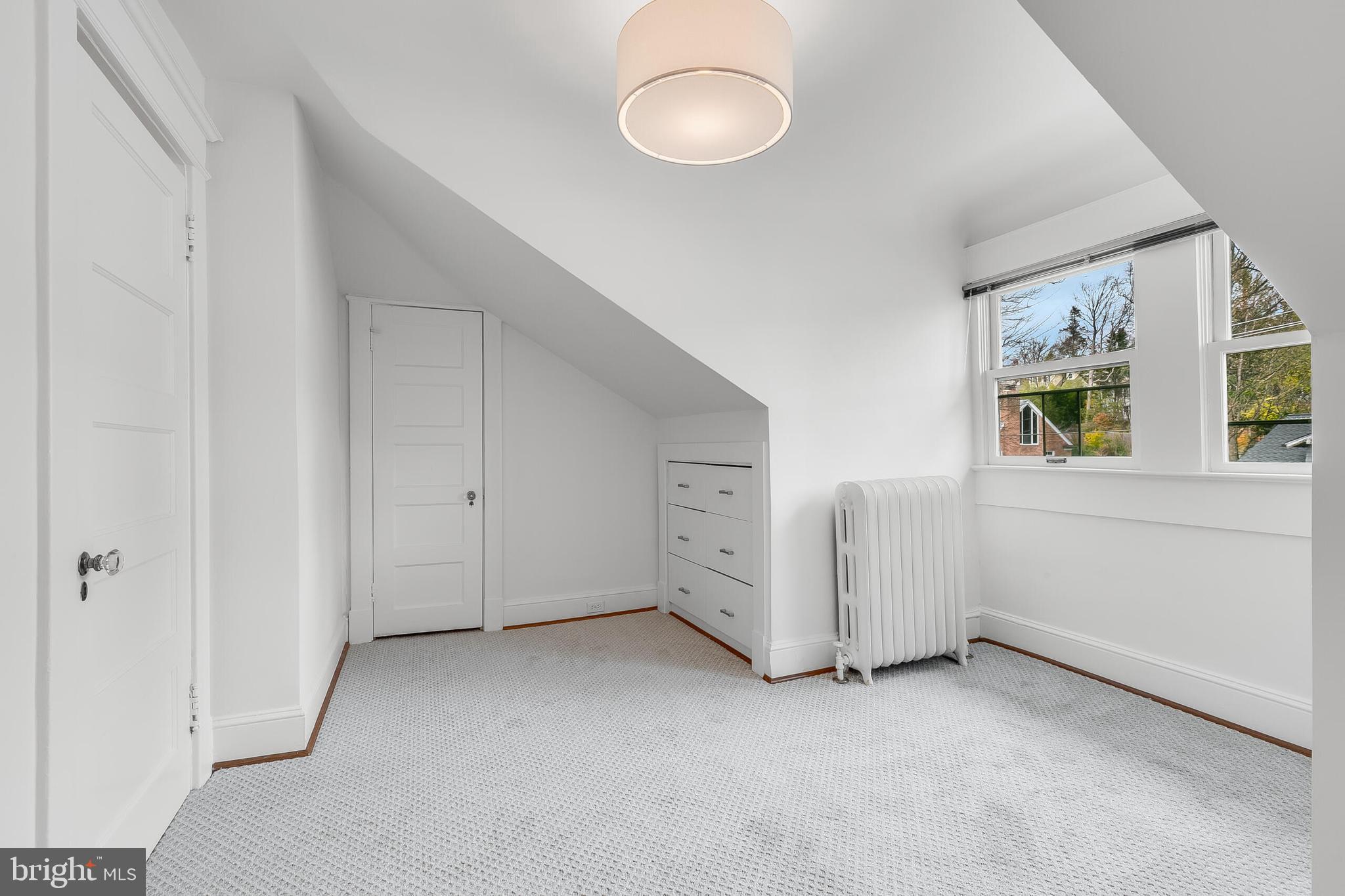 CLEVELAND PARK - Residential Lease