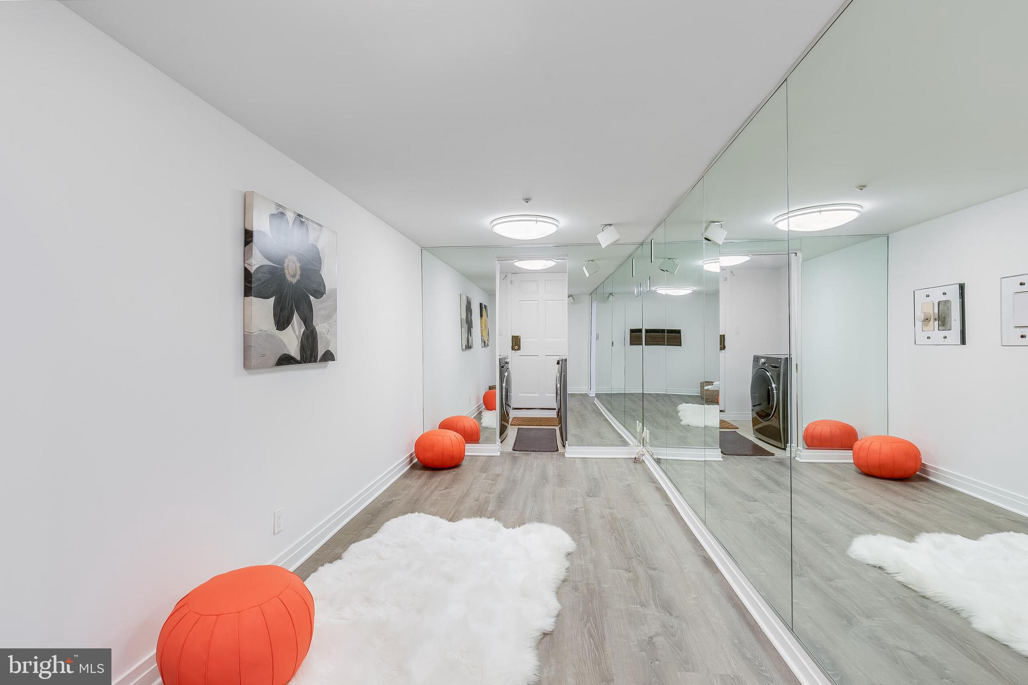 CLEVELAND PARK - Residential Lease