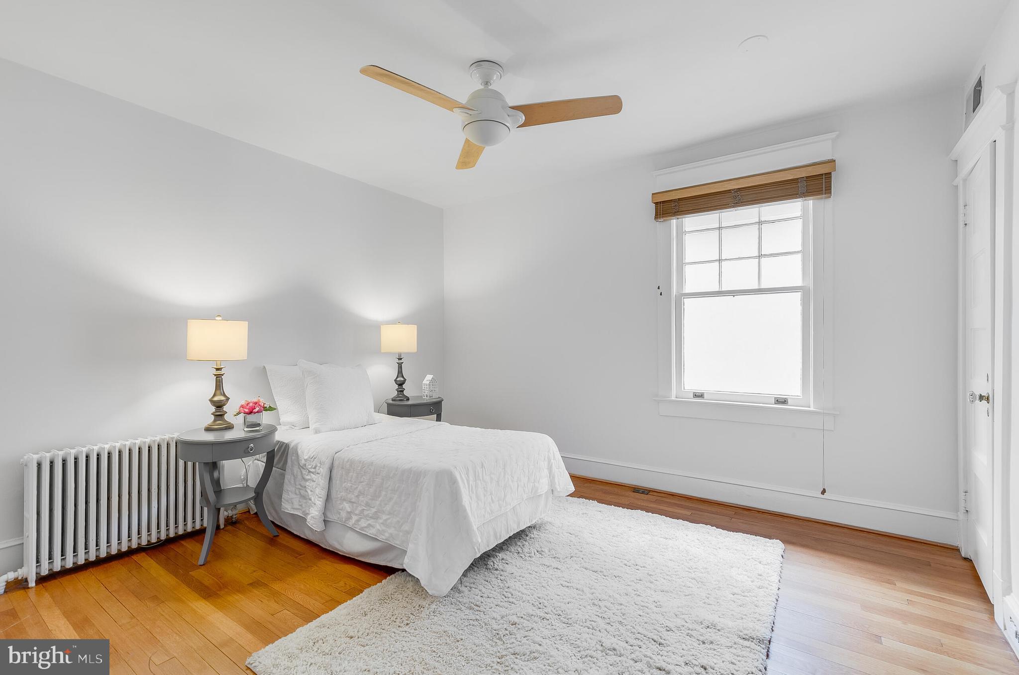 CLEVELAND PARK - Residential Lease