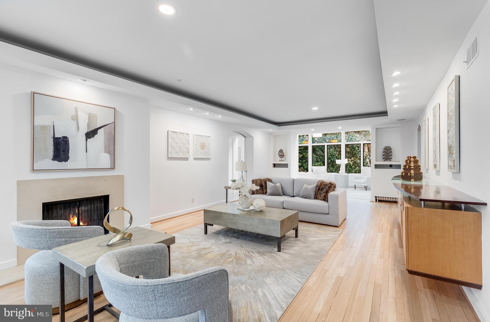 CLEVELAND PARK - Residential Lease