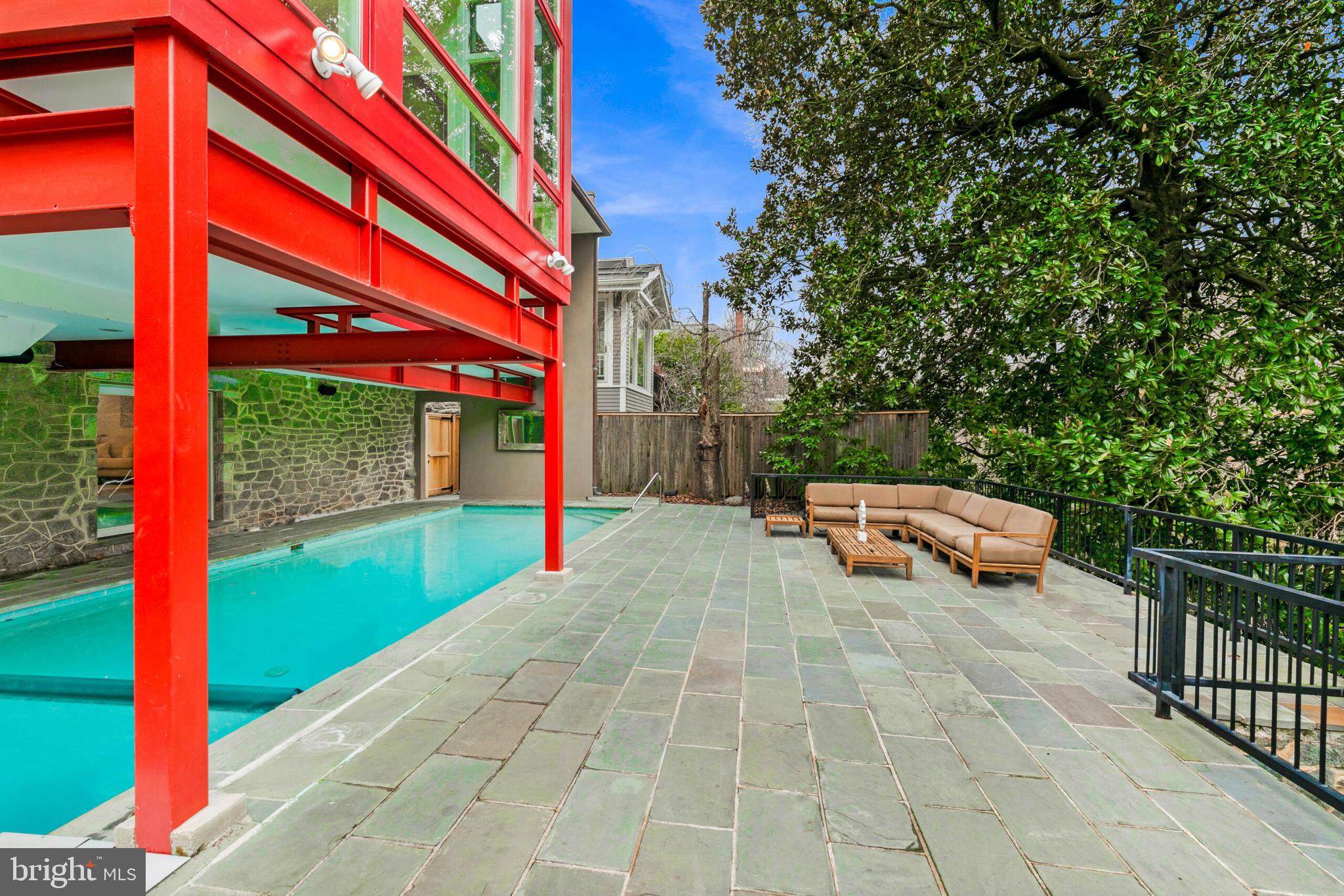 CLEVELAND PARK - Residential Lease