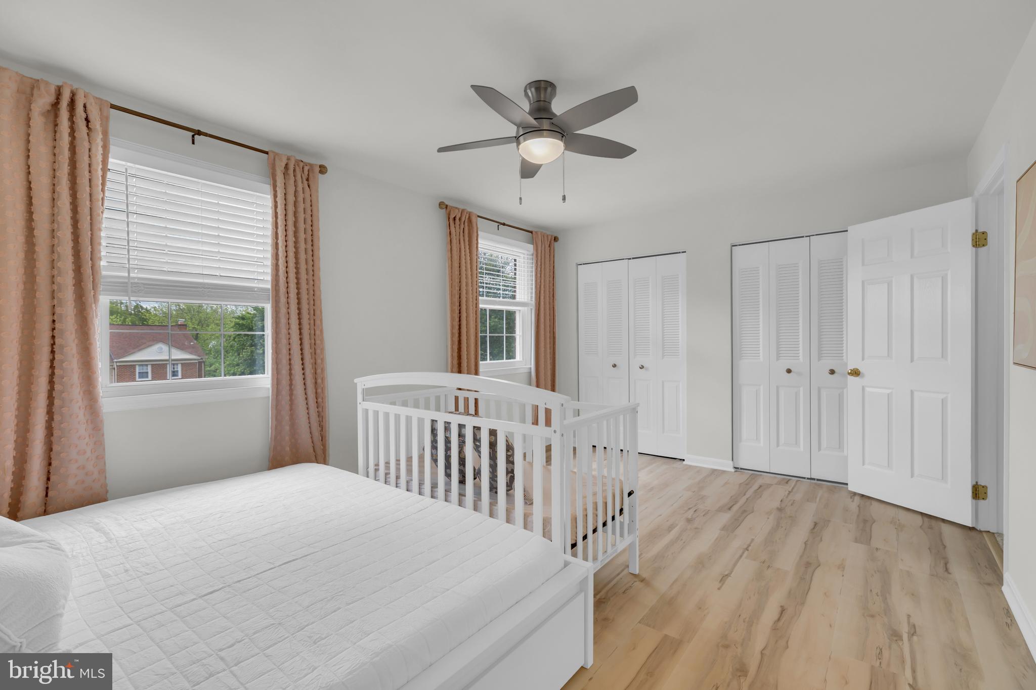 LAKEPOINTE - Residential