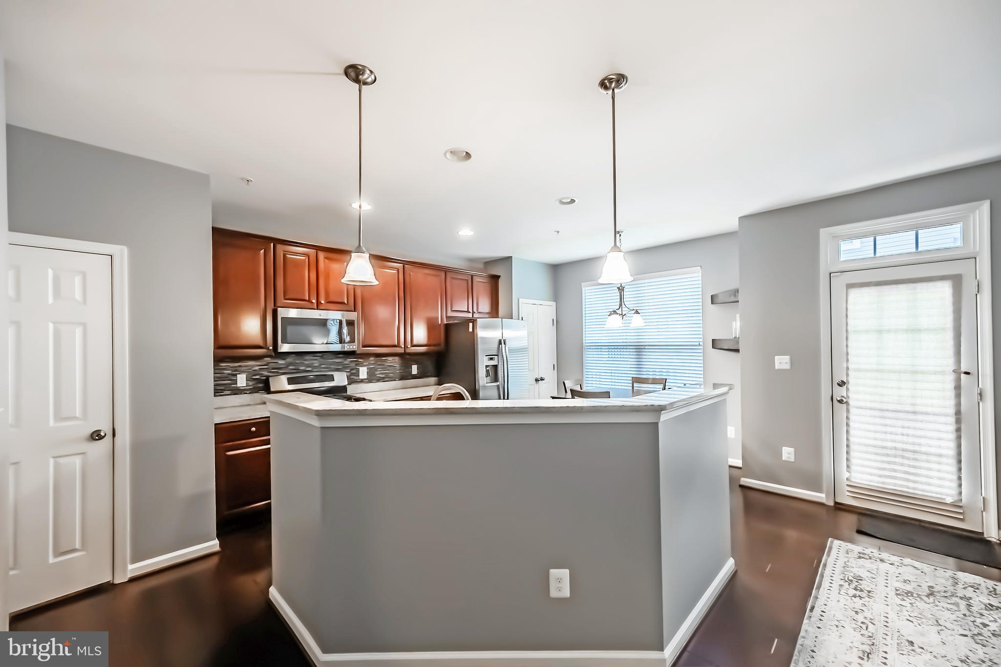 24682 CARIBOU SQUARE