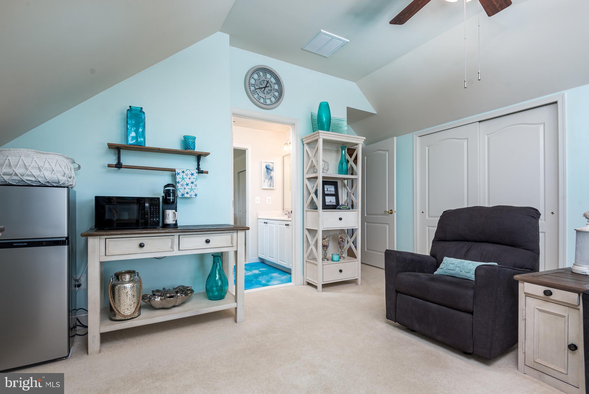 DOMINION VALLEY COUNTRY CLUB - Residential