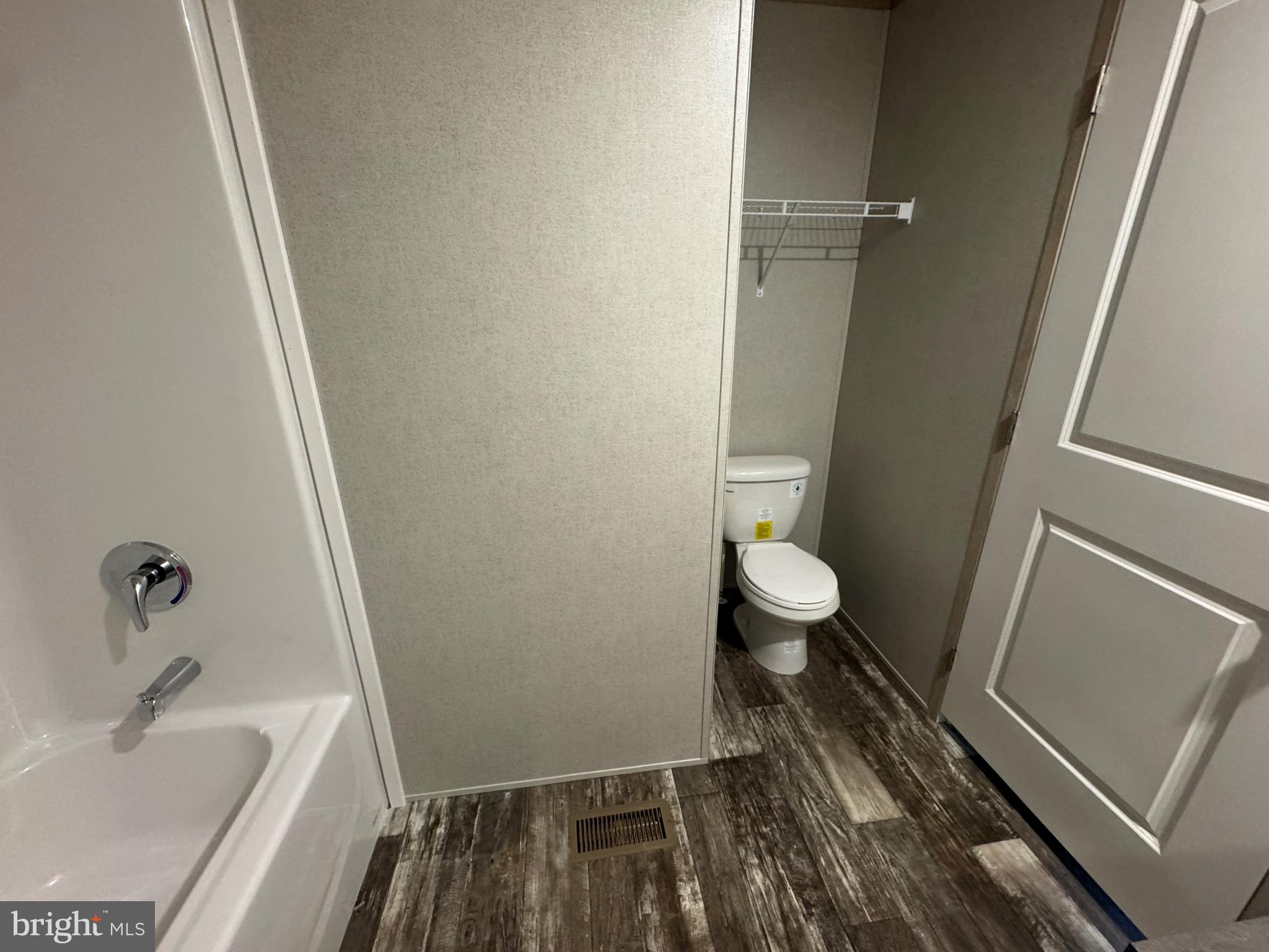 HILLSIDE ESTATES - Residential