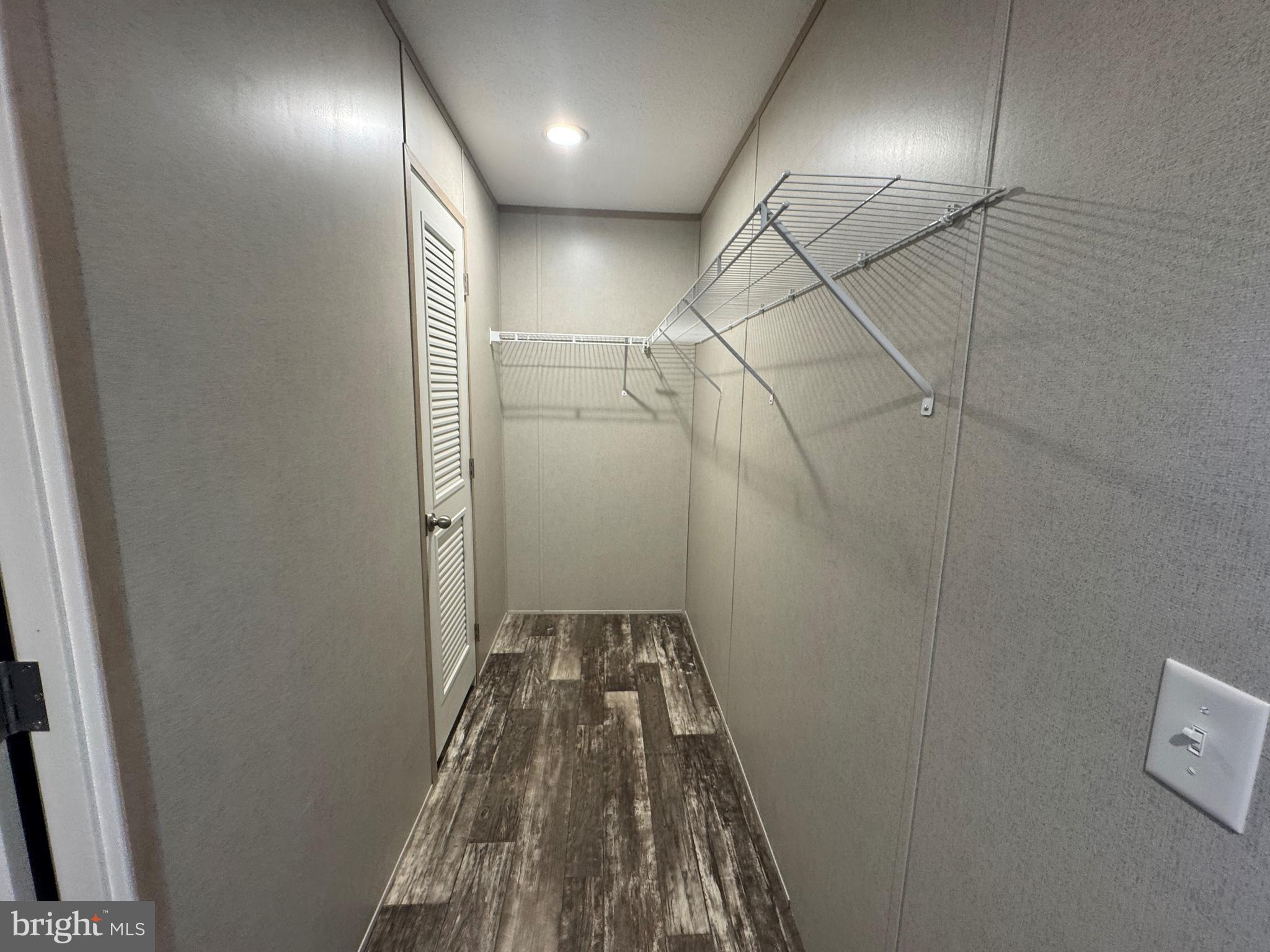 HILLSIDE ESTATES - Residential