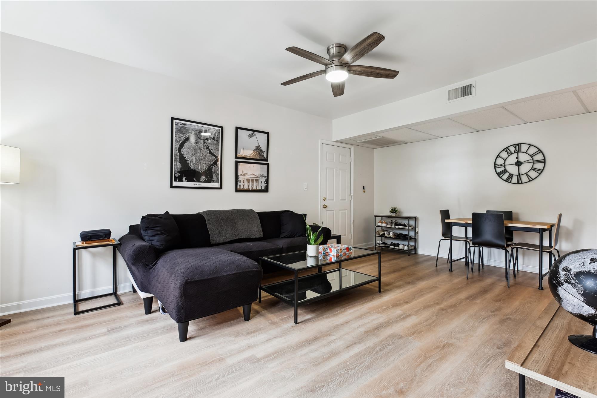 1728 QUEENS LANE 3-181