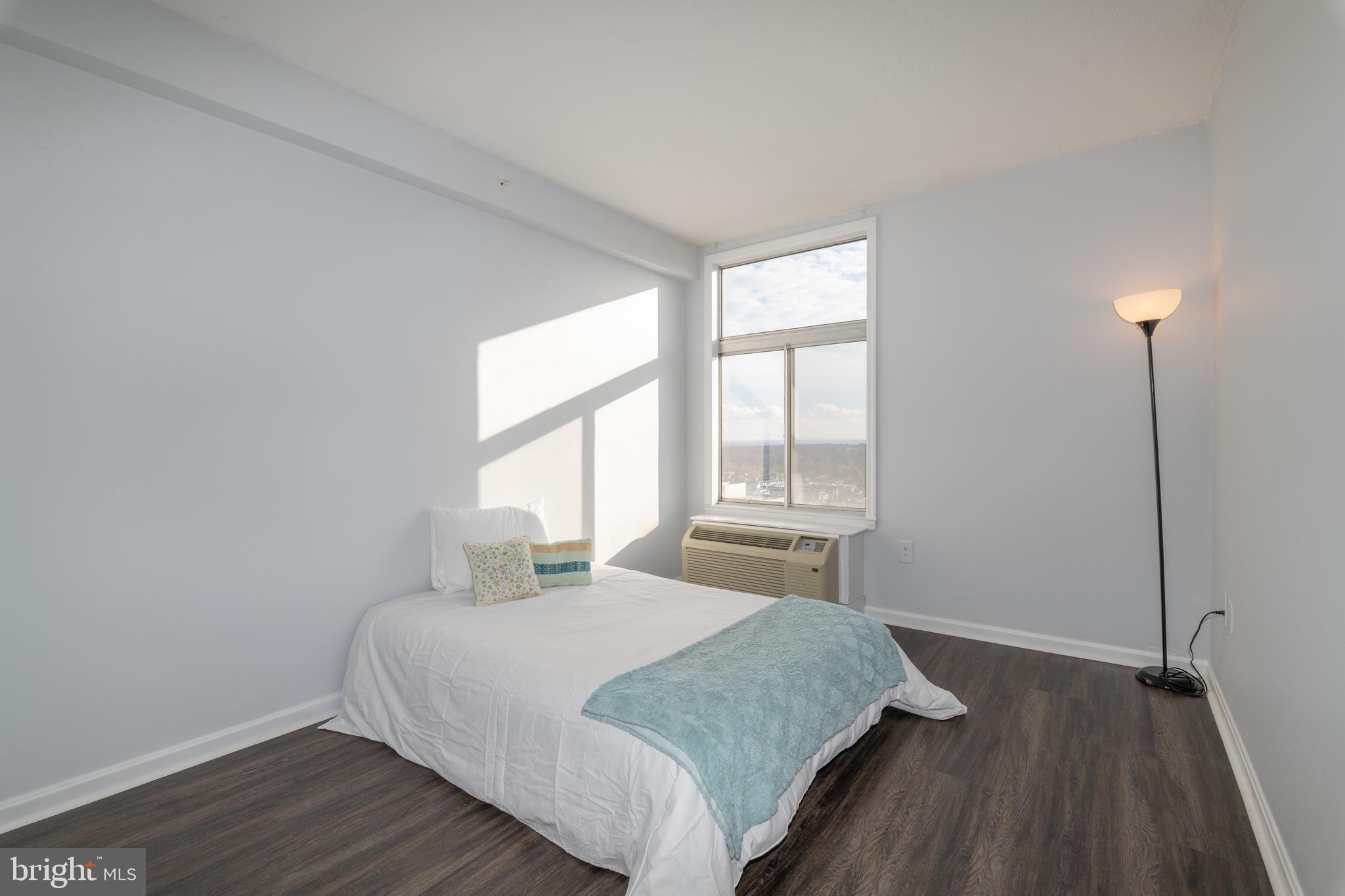 TOWSON - Residential