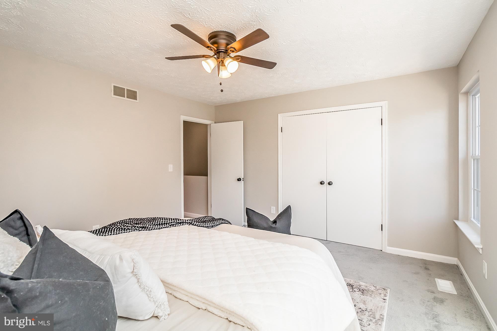 RIVERSIDE - Residential