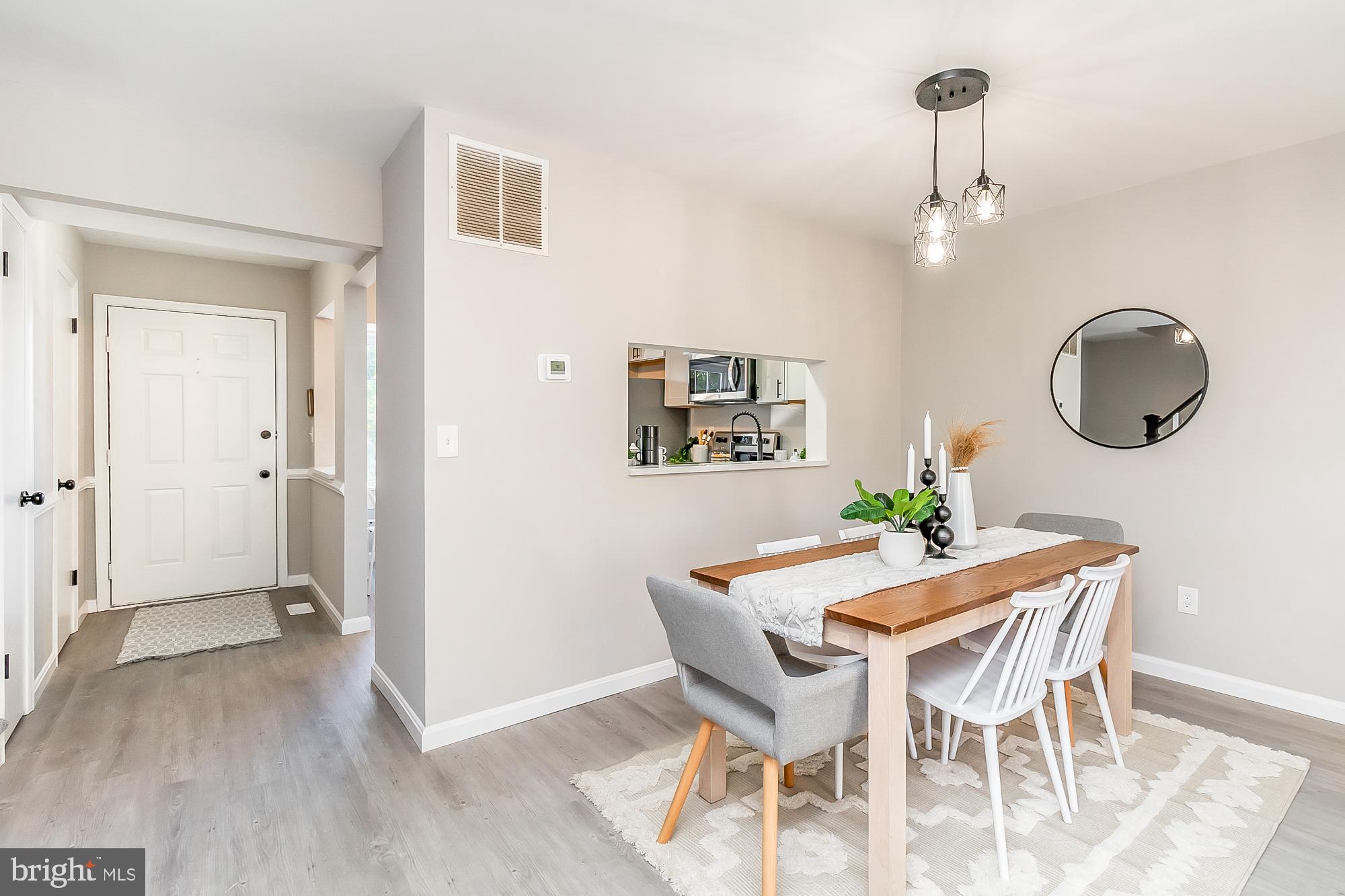 RIVERSIDE - Residential