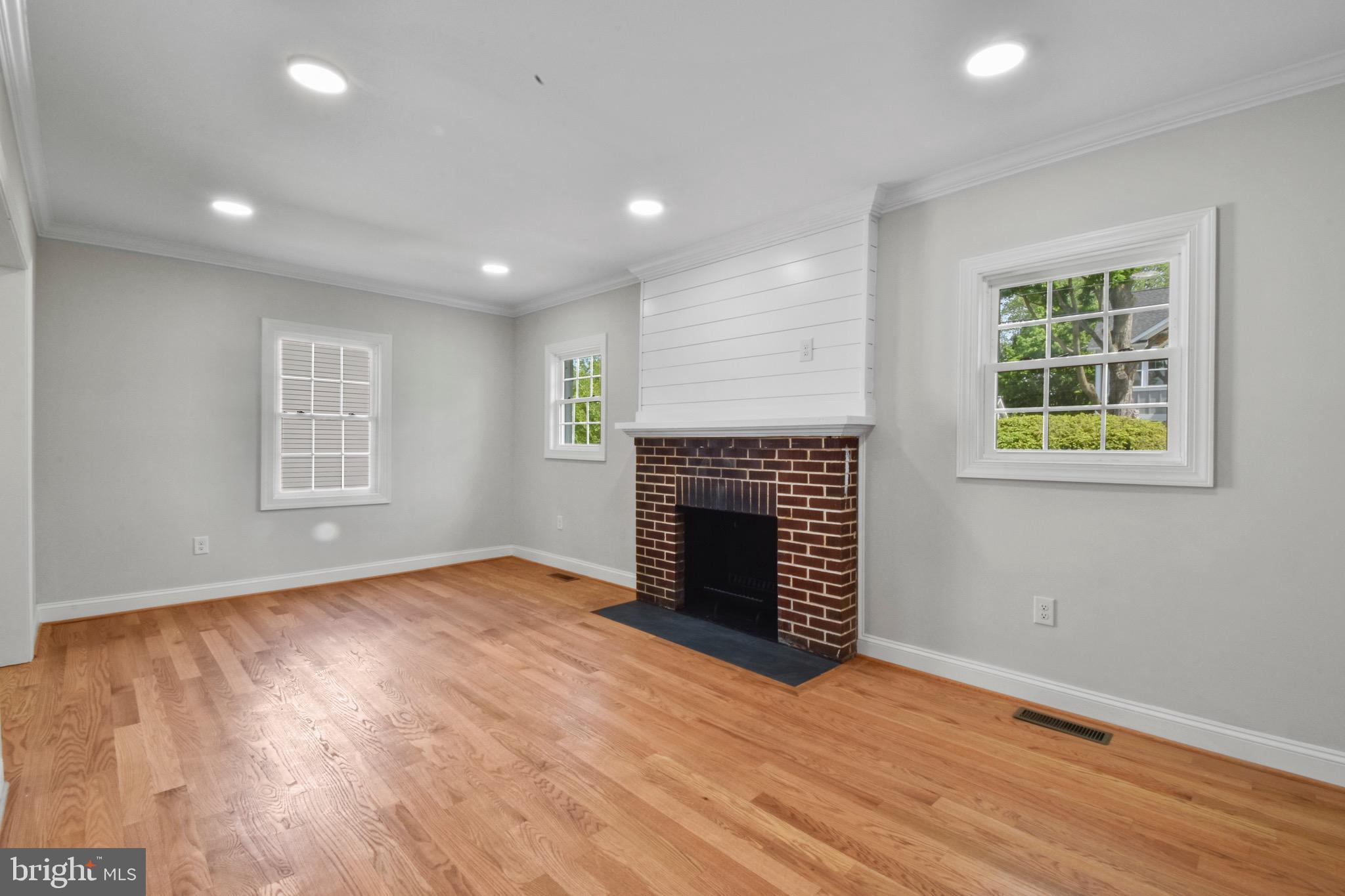 WINCHESTER CITY - Residential