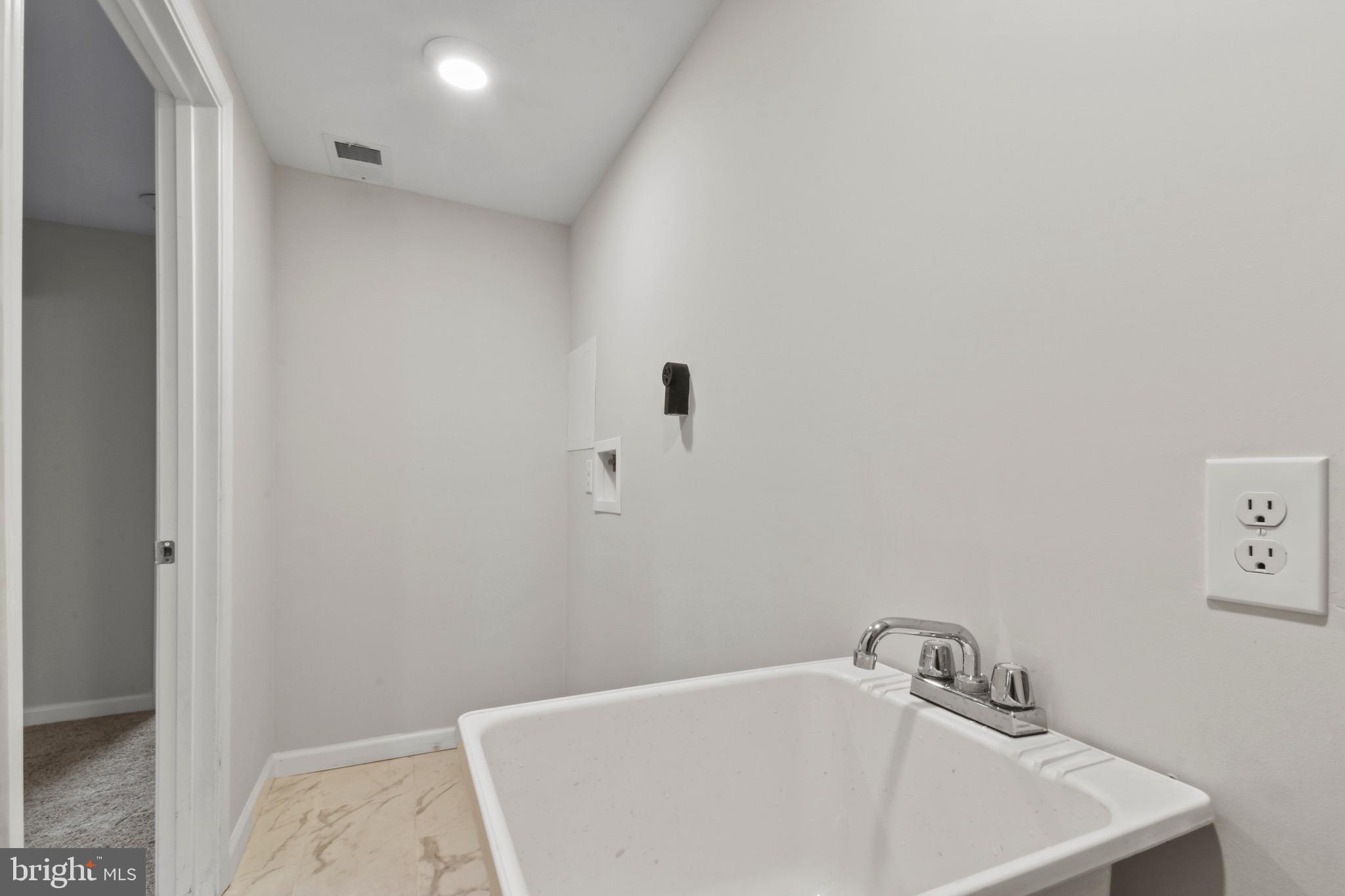 WINCHESTER CITY - Residential