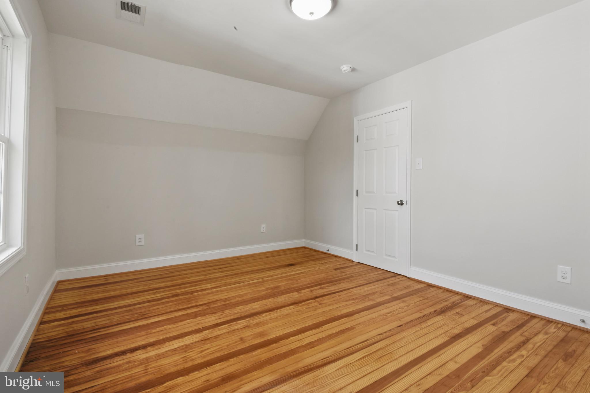 WINCHESTER CITY - Residential