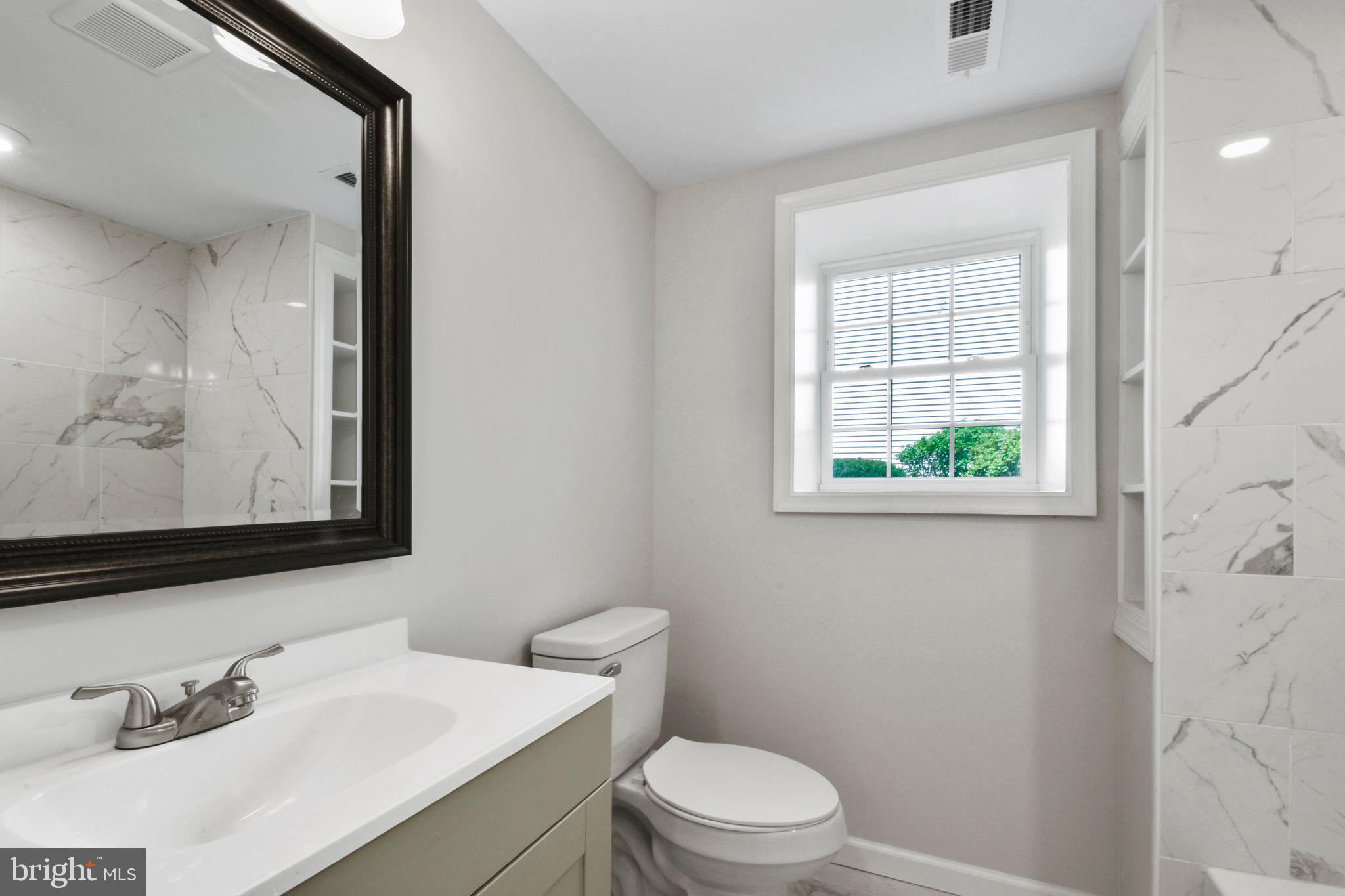 WINCHESTER CITY - Residential