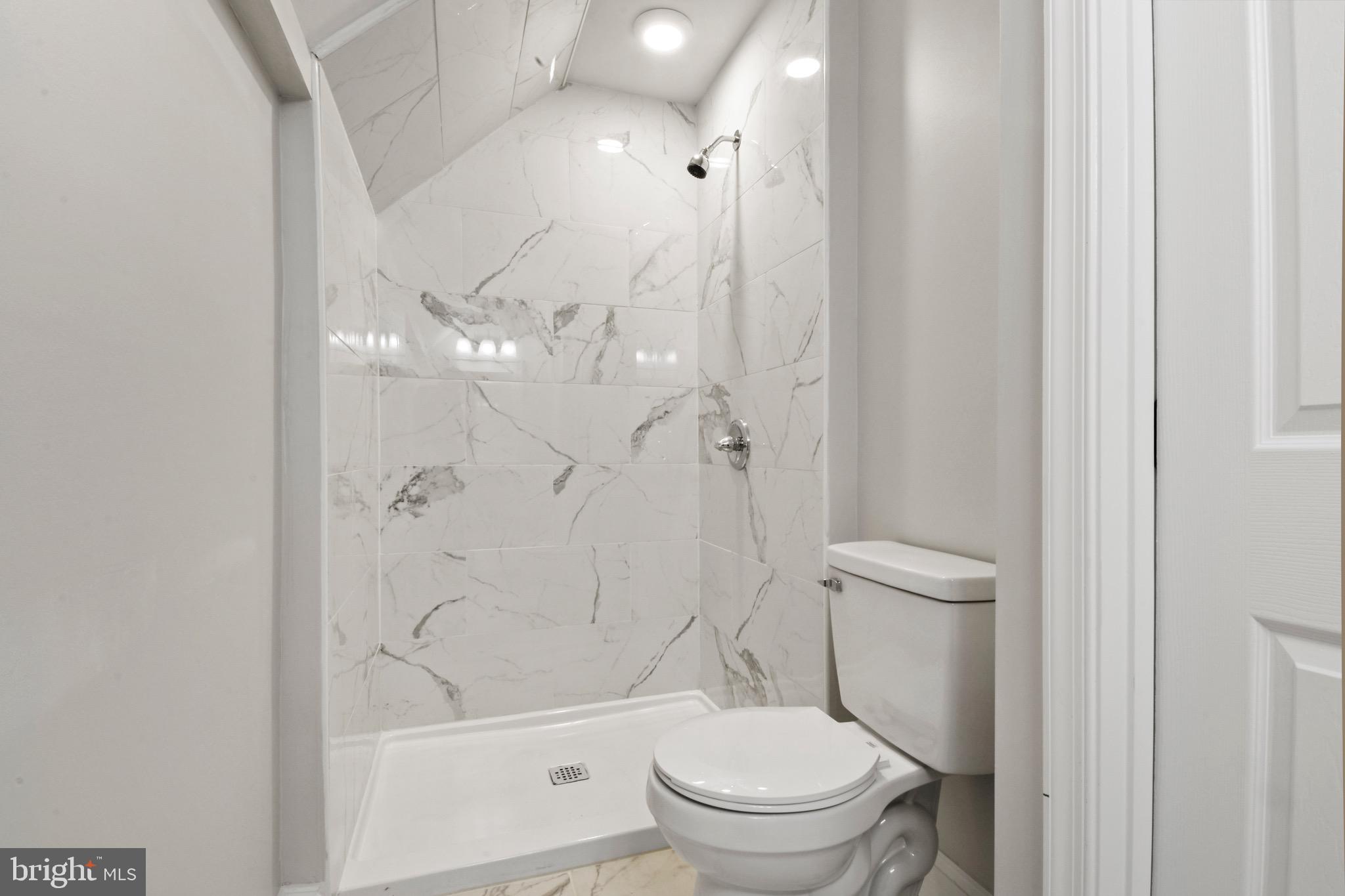 WINCHESTER CITY - Residential