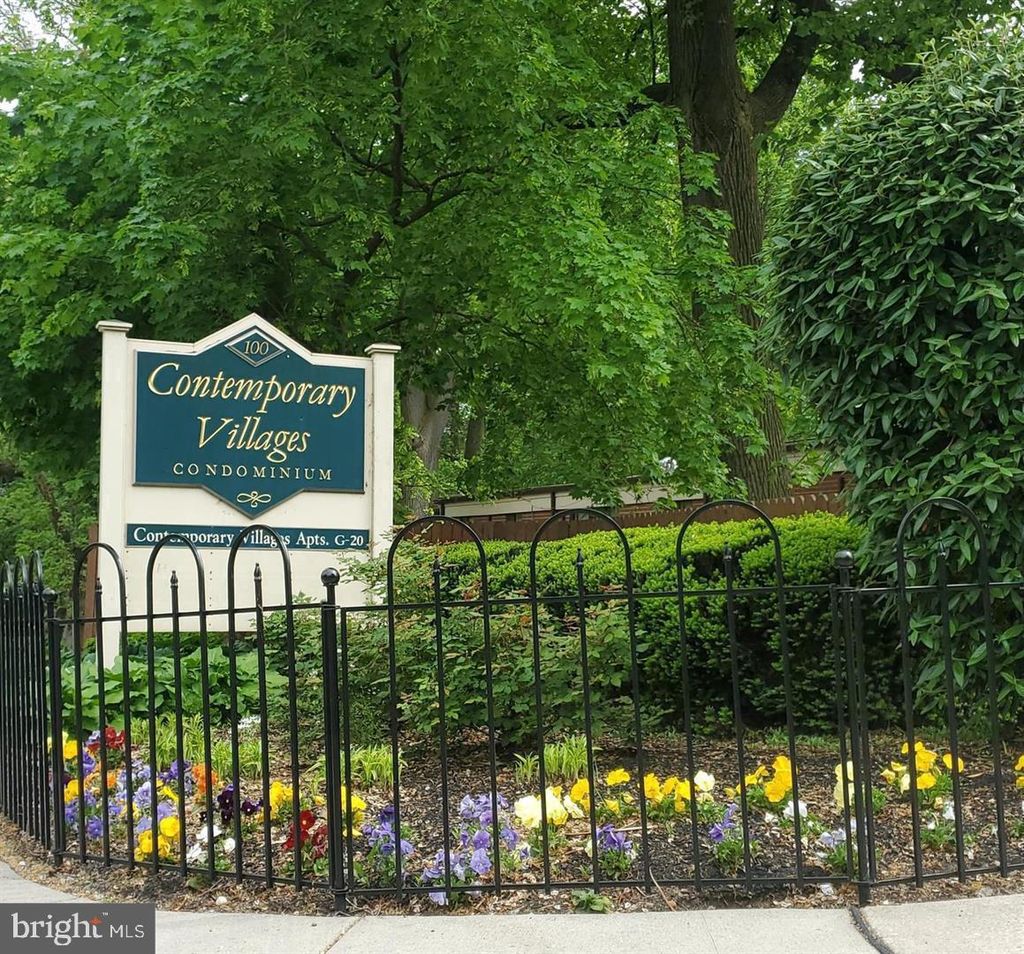 Photo of 100 E Glenolden Avenue #R-18, GLENOLDEN, PA 19036 (MLS # PADE2102742)