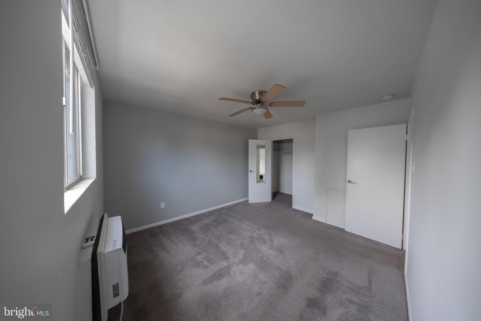 CONTEMPORARY VLG - Residential Lease