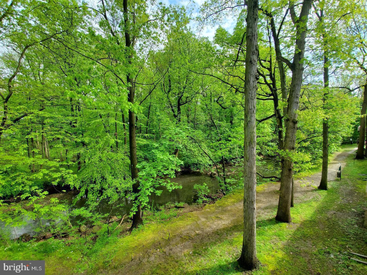 CONTEMPORARY VLG - Residential Lease