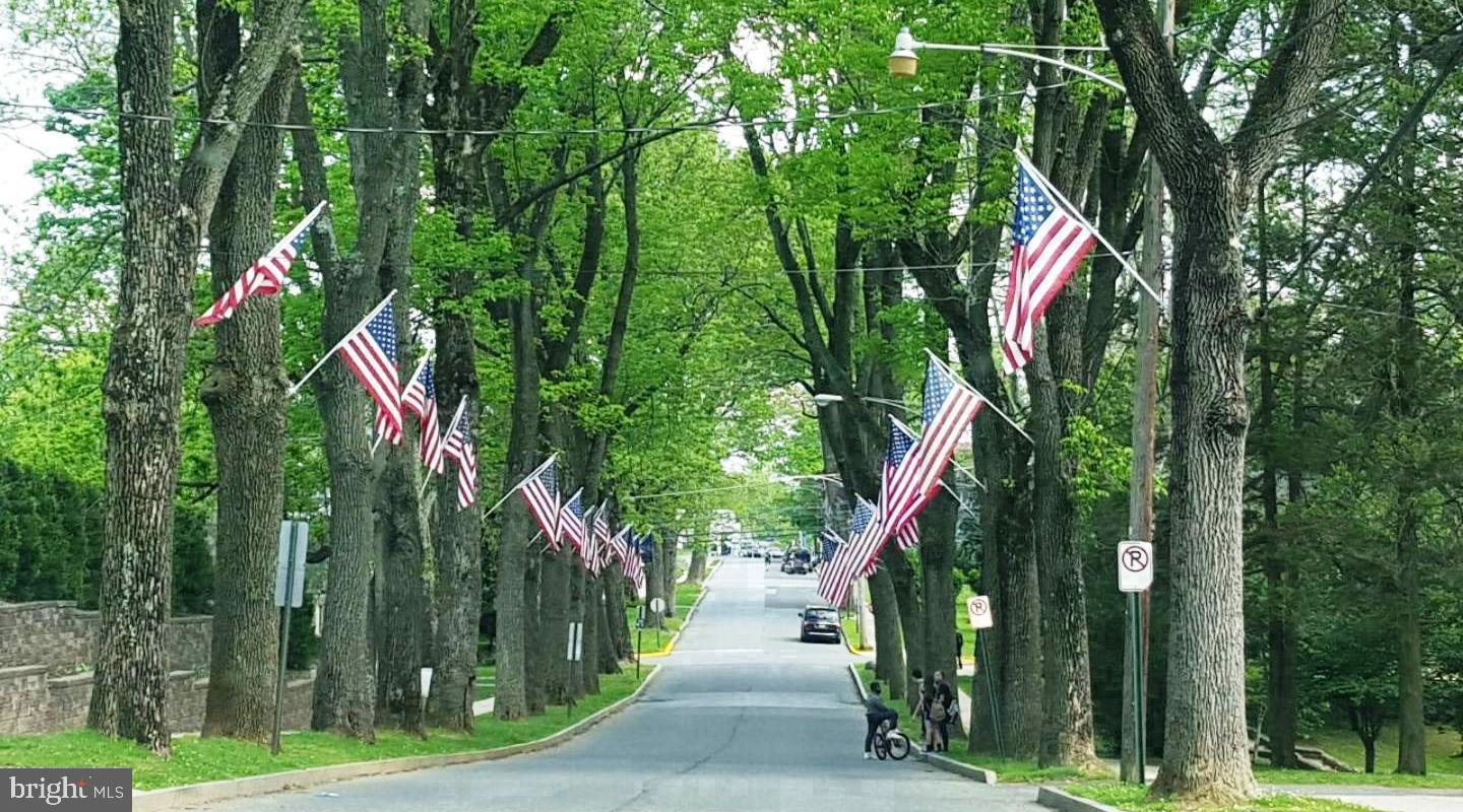 CONTEMPORARY VLG - Residential Lease