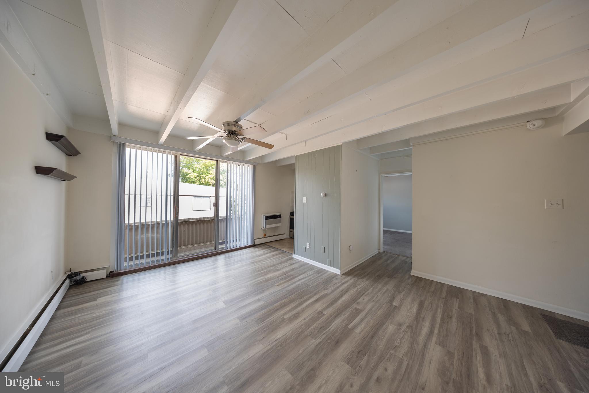 CONTEMPORARY VLG - Residential Lease