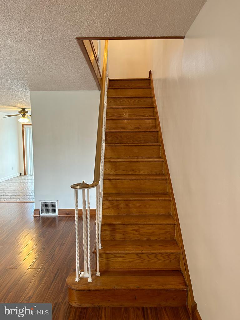 MAYFAIR (WEST) - Residential Lease