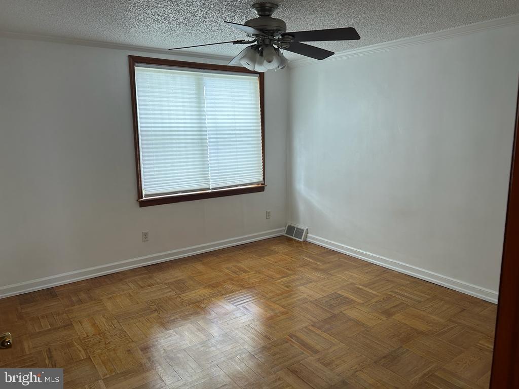 MAYFAIR (WEST) - Residential Lease