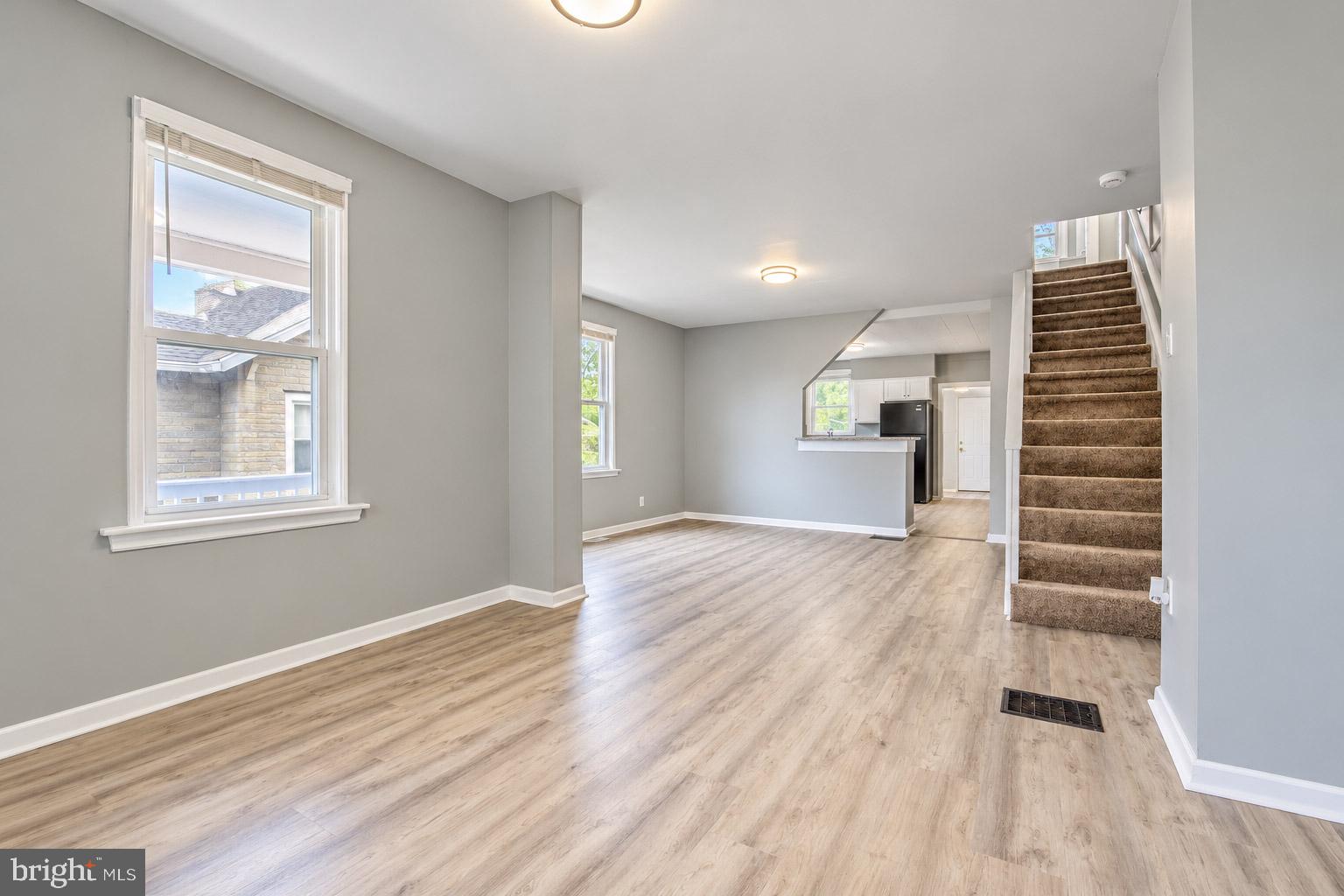 6 A STEWART AVENUE