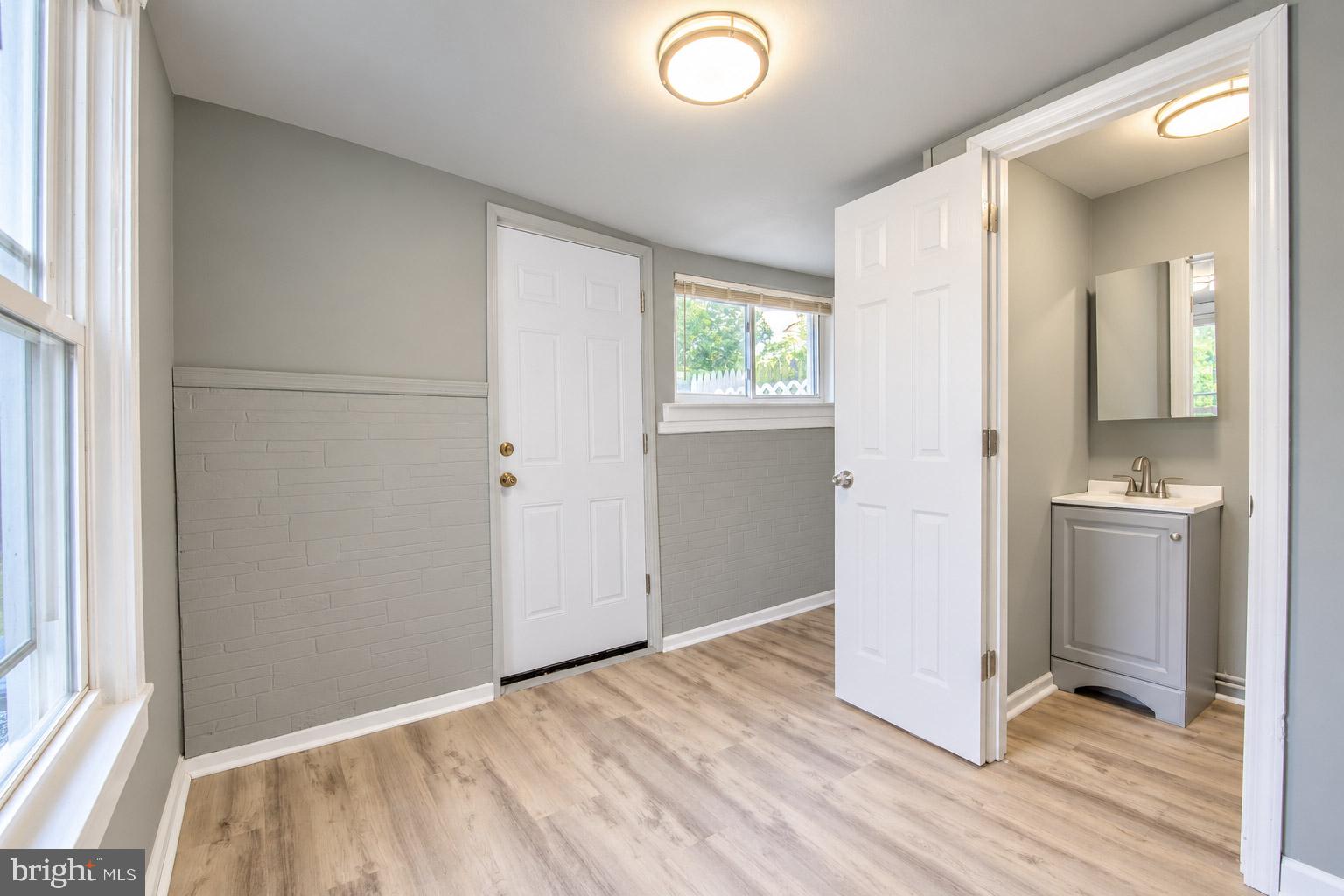 6 A STEWART AVENUE