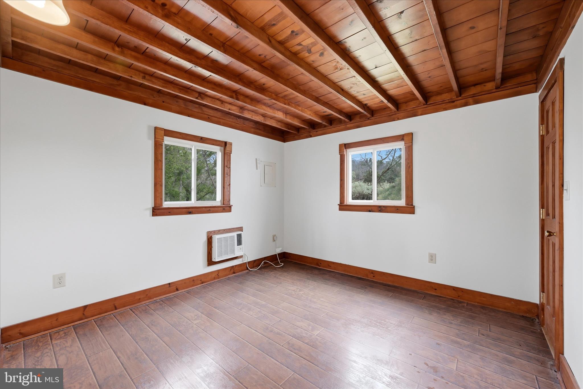 RUSHING RIVER FARMS - Residential