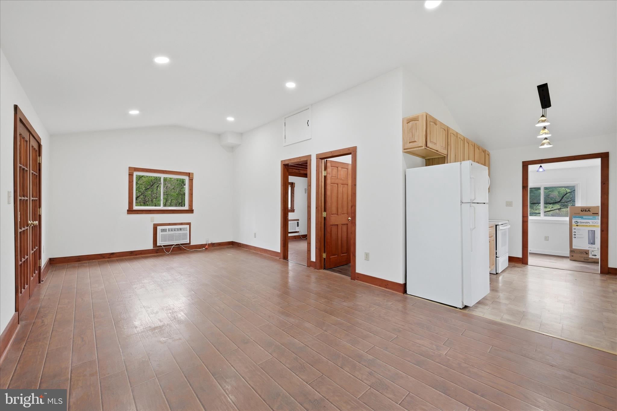 RUSHING RIVER FARMS - Residential