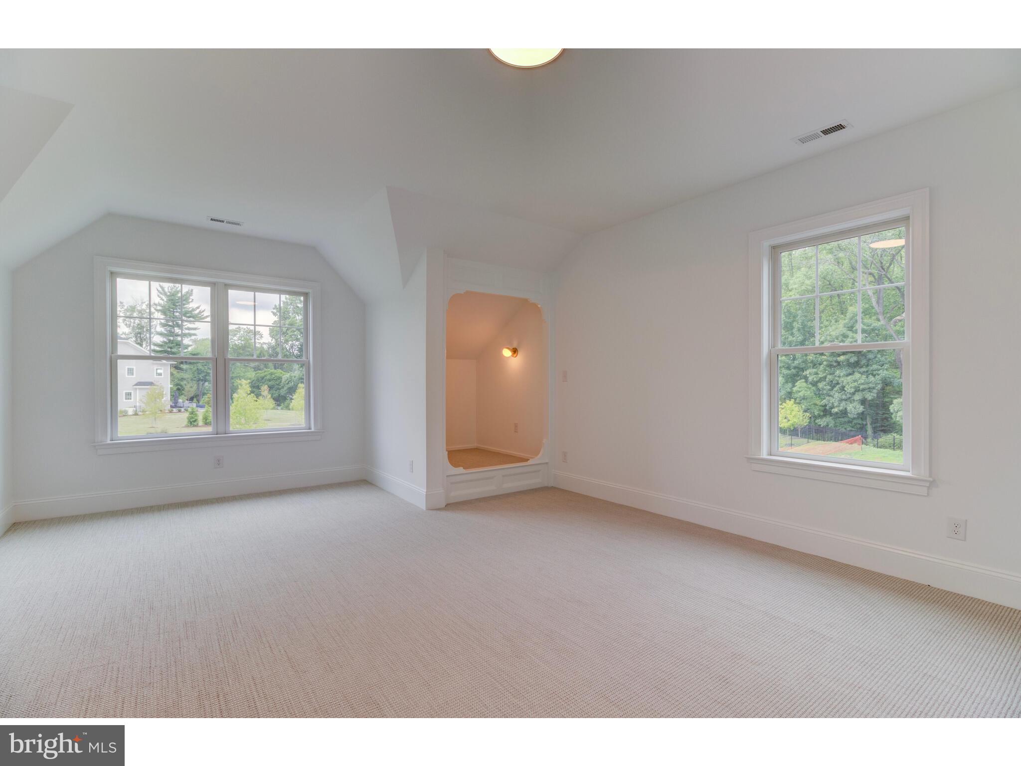 TIBURON - Residential